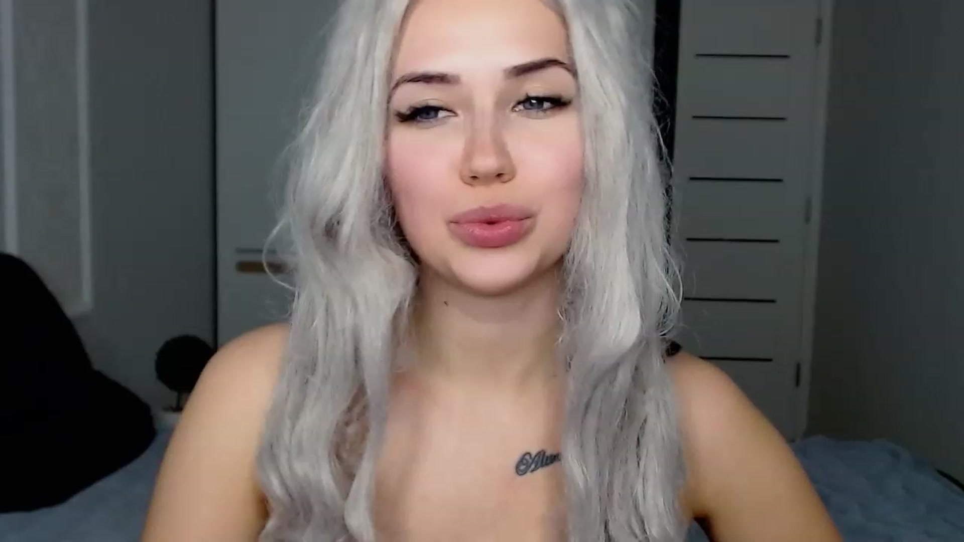 Gallery image thumbnail from SinfulAngelll's myfreecams stream on, 02/15/2023, 16:16 image 3 of 20