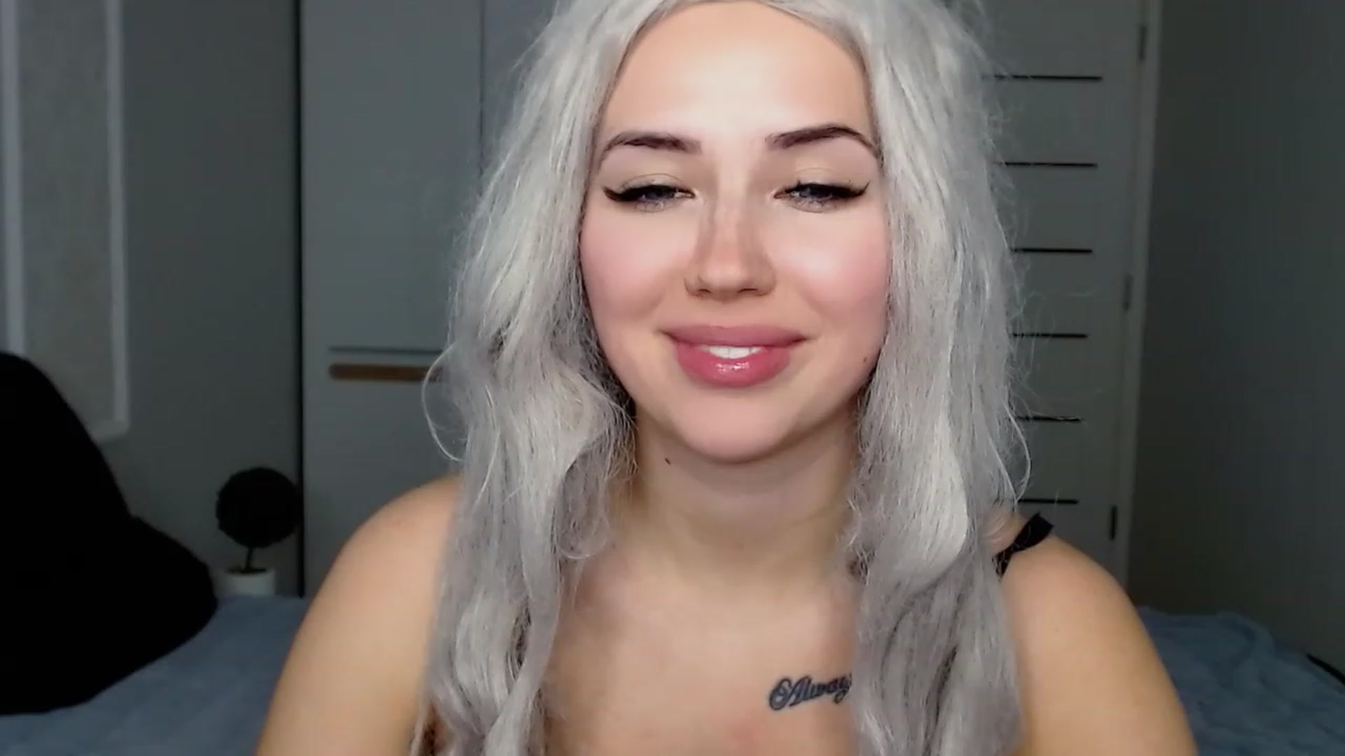 Gallery image thumbnail from SinfulAngelll's myfreecams stream on, 02/15/2023, 16:16 image 17 of 20