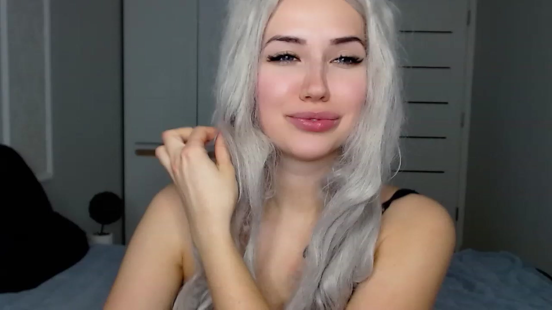 Gallery image thumbnail from SinfulAngelll's myfreecams stream on, 02/15/2023, 16:16 image 16 of 20