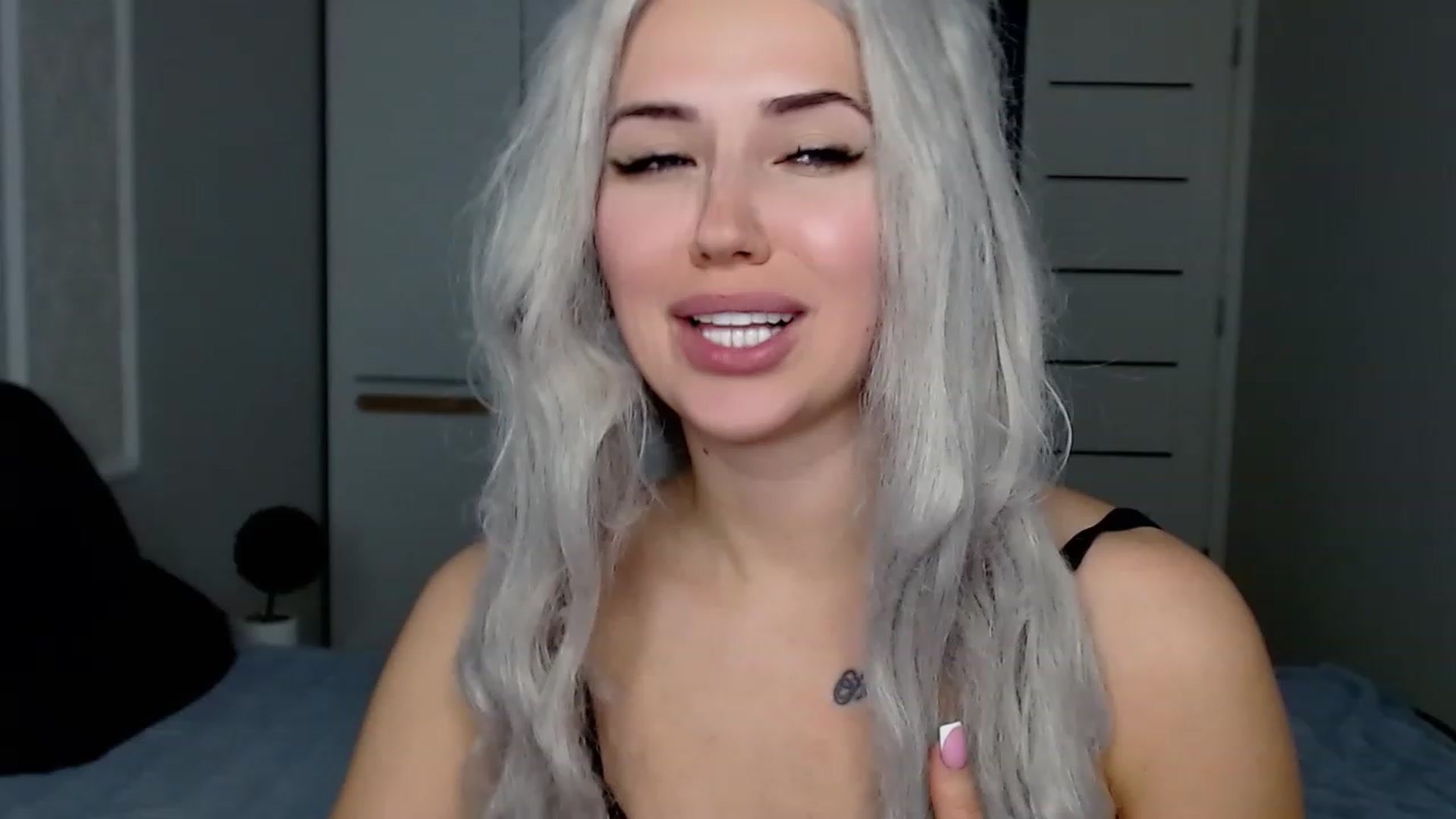 Gallery image thumbnail from SinfulAngelll's myfreecams stream on, 02/15/2023, 16:16 image 8 of 20