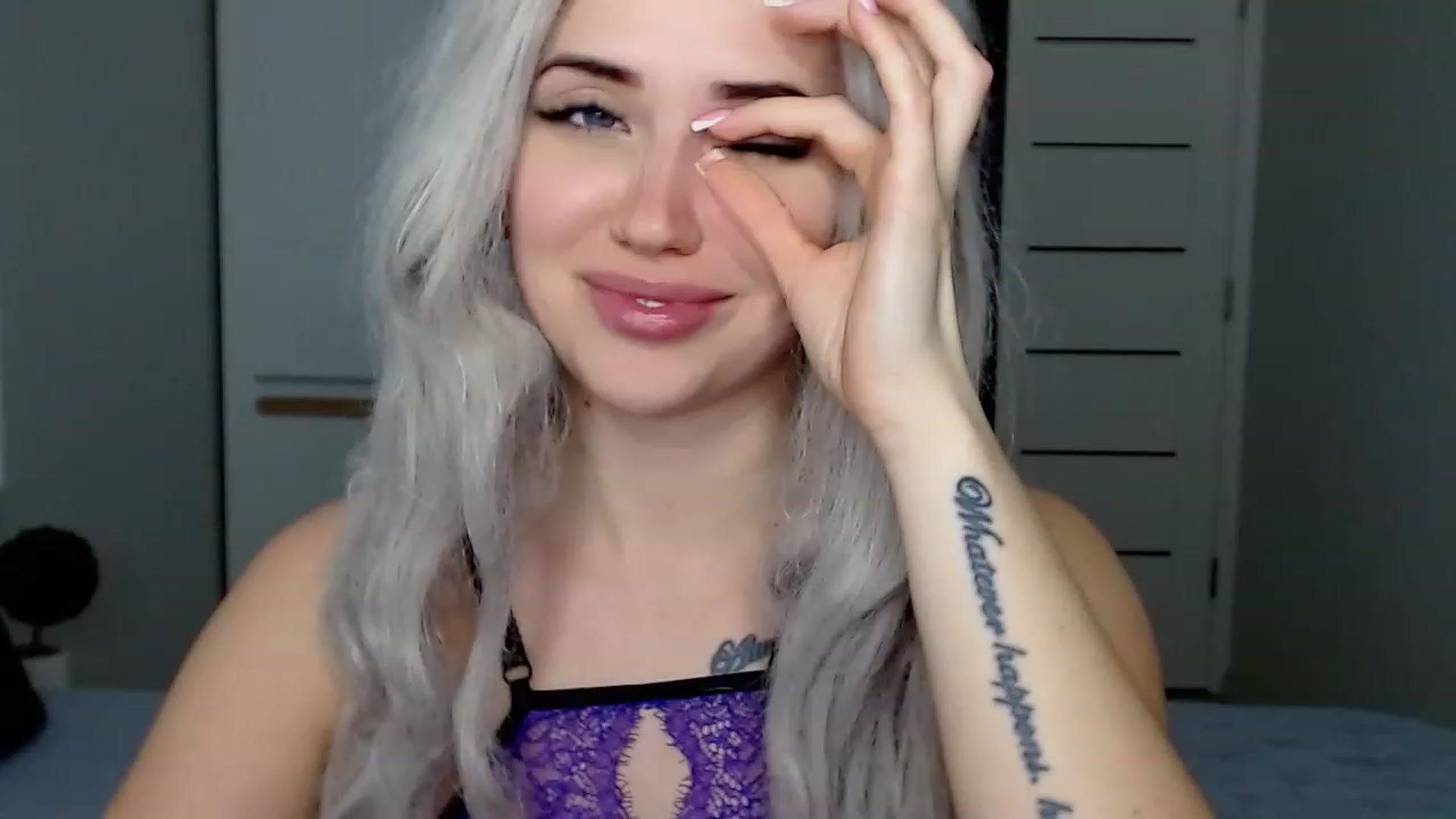 Gallery image thumbnail from SinfulAngelll's myfreecams stream on, 02/21/2023, 09:04 image 3 of 20