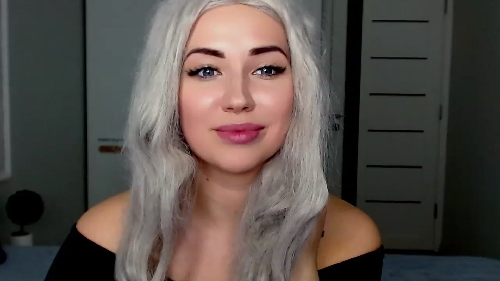 Gallery image thumbnail from SinfulAngelll's myfreecams stream on, 02/22/2023, 11:33 image 15 of 20