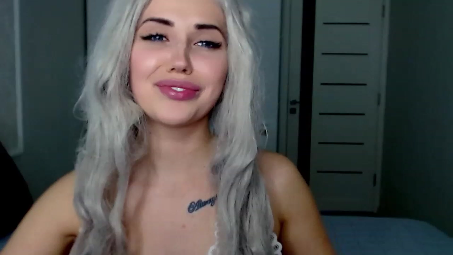 Gallery image thumbnail from SinfulAngelll's myfreecams stream on, 02/23/2023, 12:07 image 14 of 20