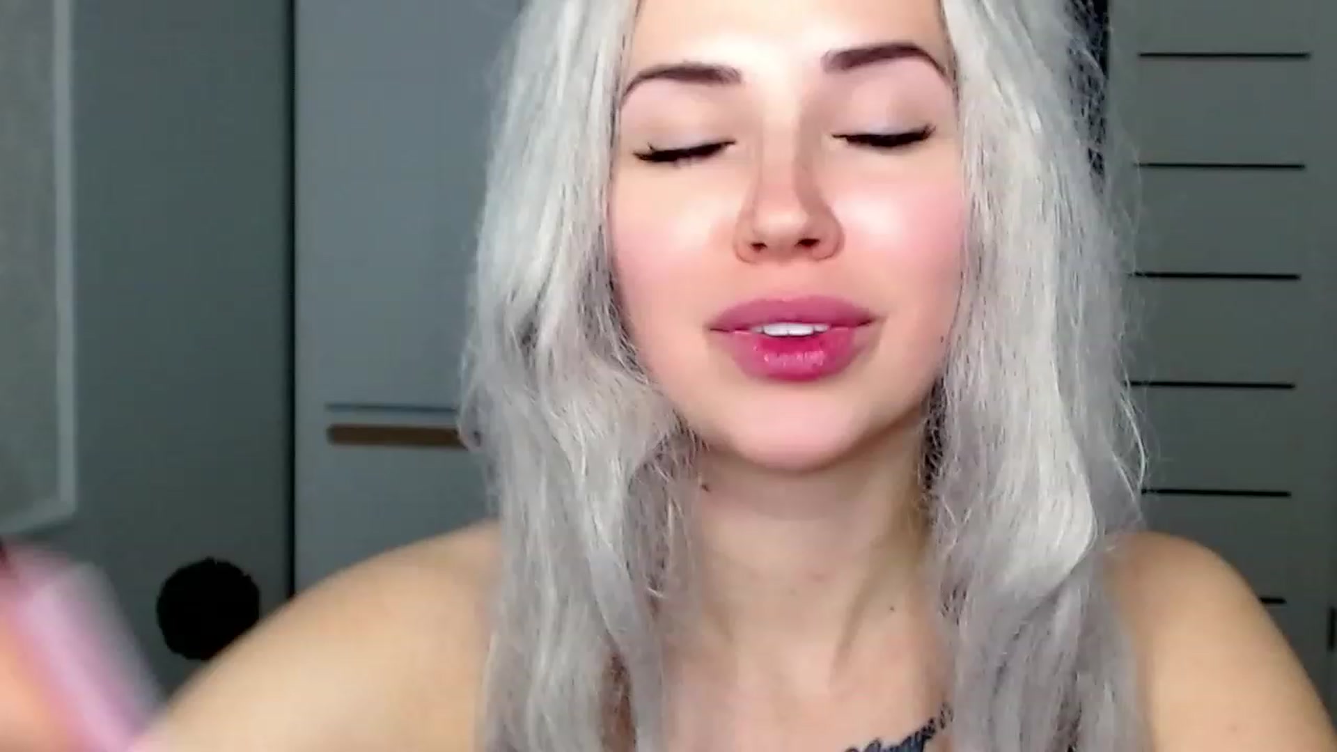Gallery image thumbnail from SinfulAngelll's myfreecams stream on, 02/27/2023, 09:05 image 7 of 20