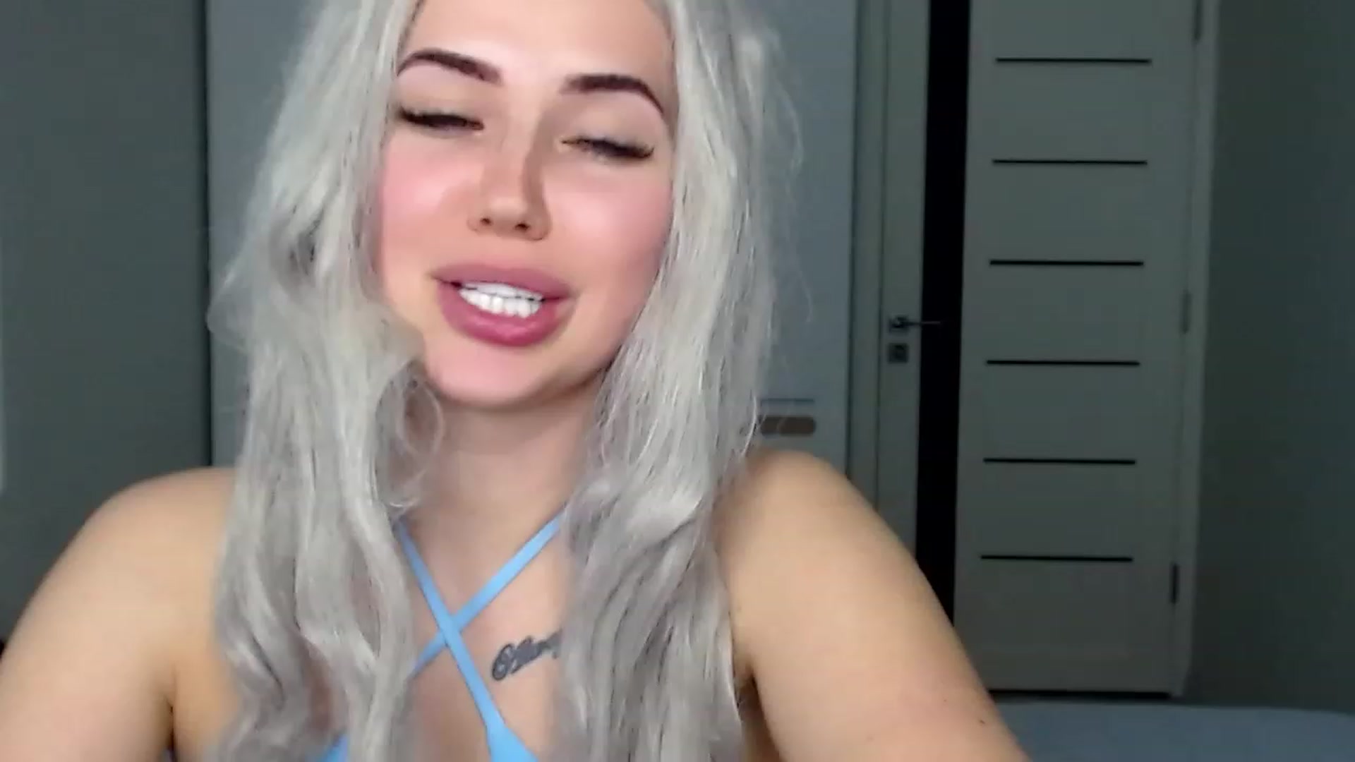 Gallery image thumbnail from SinfulAngelll's myfreecams stream on, 03/16/2023, 16:00 image 3 of 20