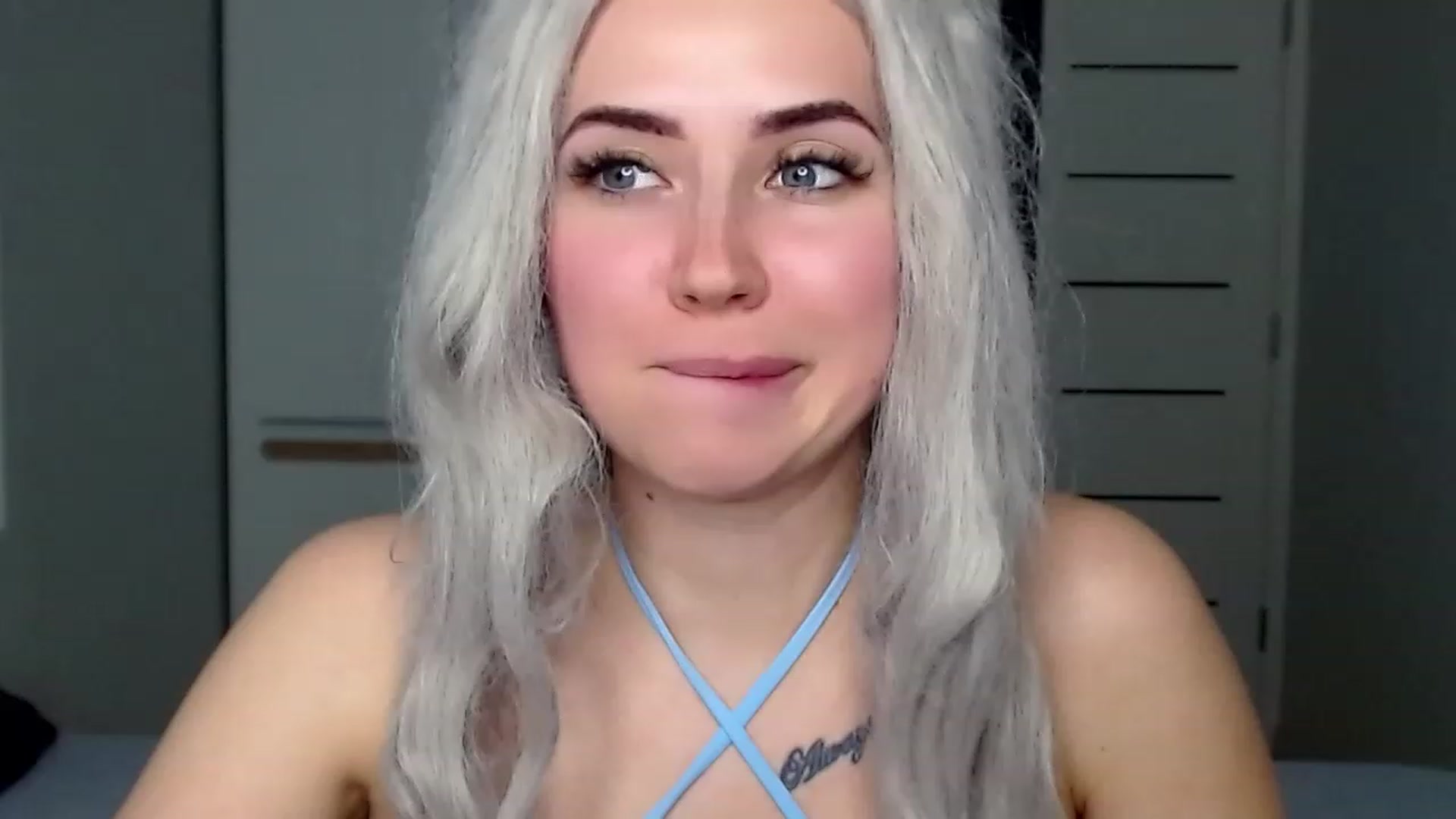 Gallery image thumbnail from SinfulAngelll's myfreecams stream on, 03/16/2023, 16:00 image 15 of 20