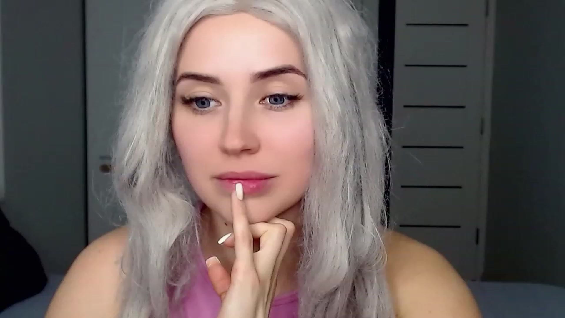 Gallery image thumbnail from SinfulAngelll's myfreecams stream on, 04/01/2023, 16:40 image 12 of 20