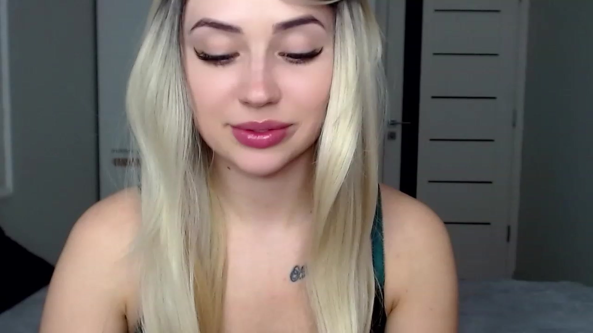 Gallery image thumbnail from SinfulAngelll's myfreecams stream on, 04/16/2023, 12:57 image 5 of 20