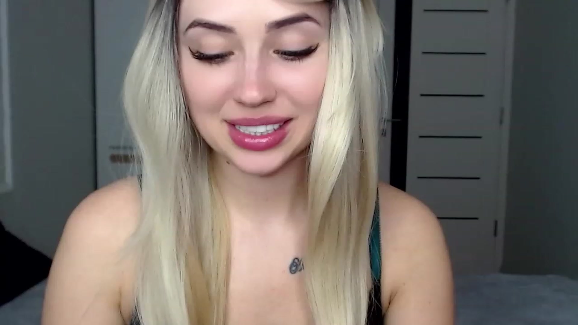 Gallery image thumbnail from SinfulAngelll's myfreecams stream on, 04/16/2023, 12:57 image 16 of 20