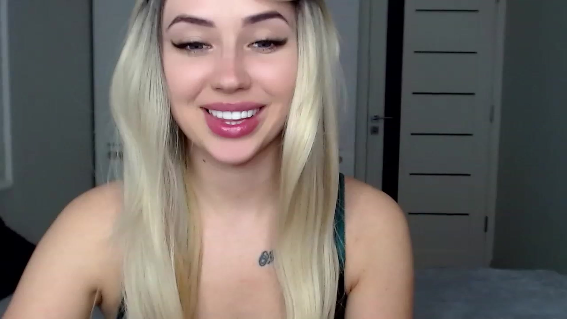 Gallery image thumbnail from SinfulAngelll's myfreecams stream on, 04/16/2023, 12:57 image 2 of 20
