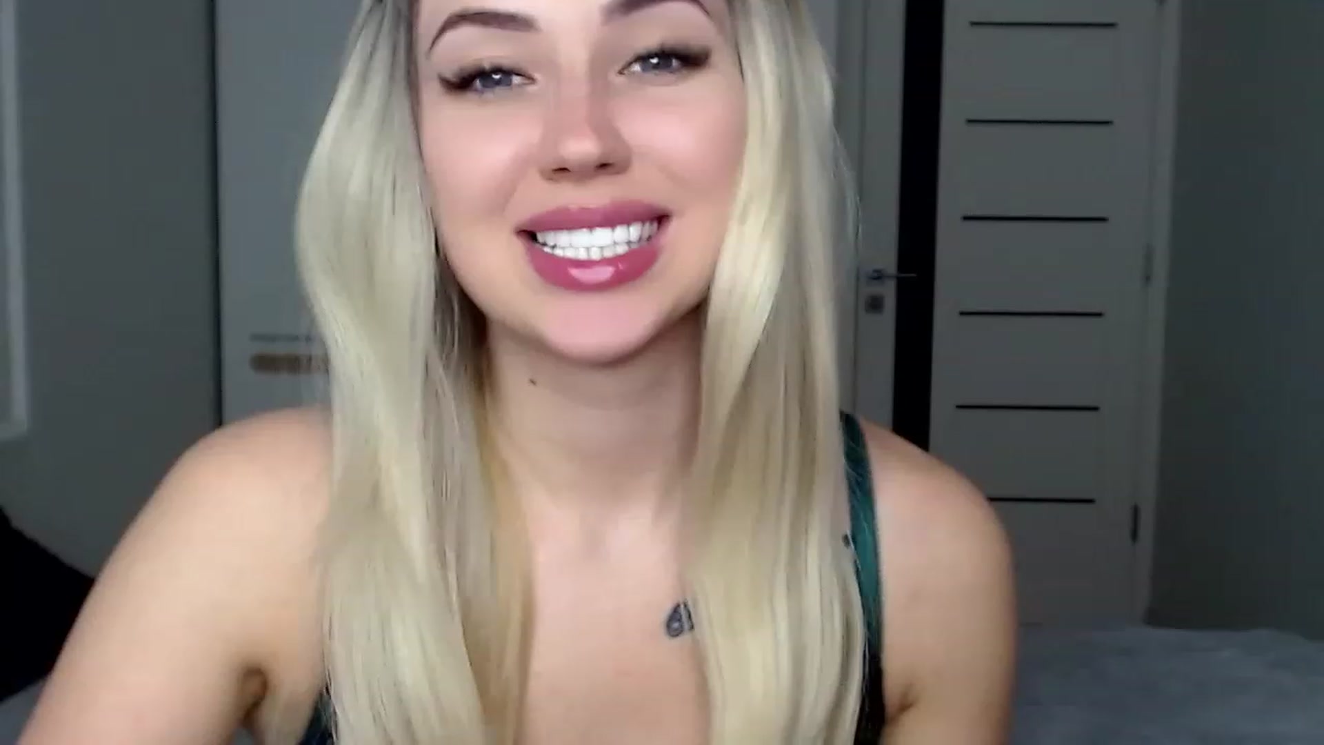 Gallery image thumbnail from SinfulAngelll's myfreecams stream on, 04/16/2023, 12:57 image 3 of 20