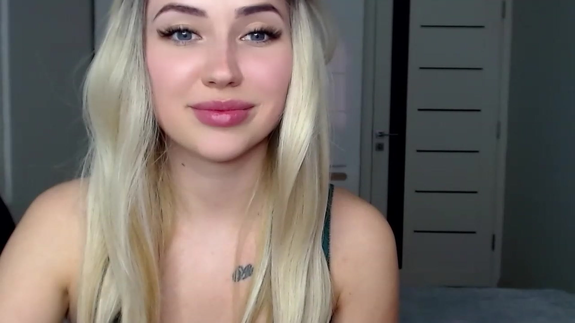 Gallery image thumbnail from SinfulAngelll's myfreecams stream on, 04/16/2023, 14:10 image 11 of 20
