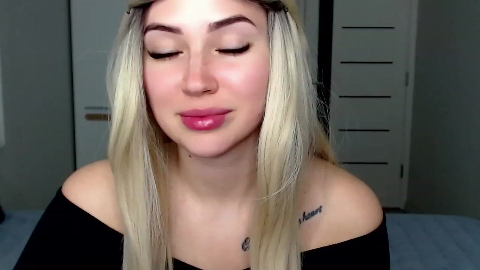 Gallery image thumbnail from SinfulAngelll's myfreecams stream on, 05/21/2023, 13:07 image 1 of 20