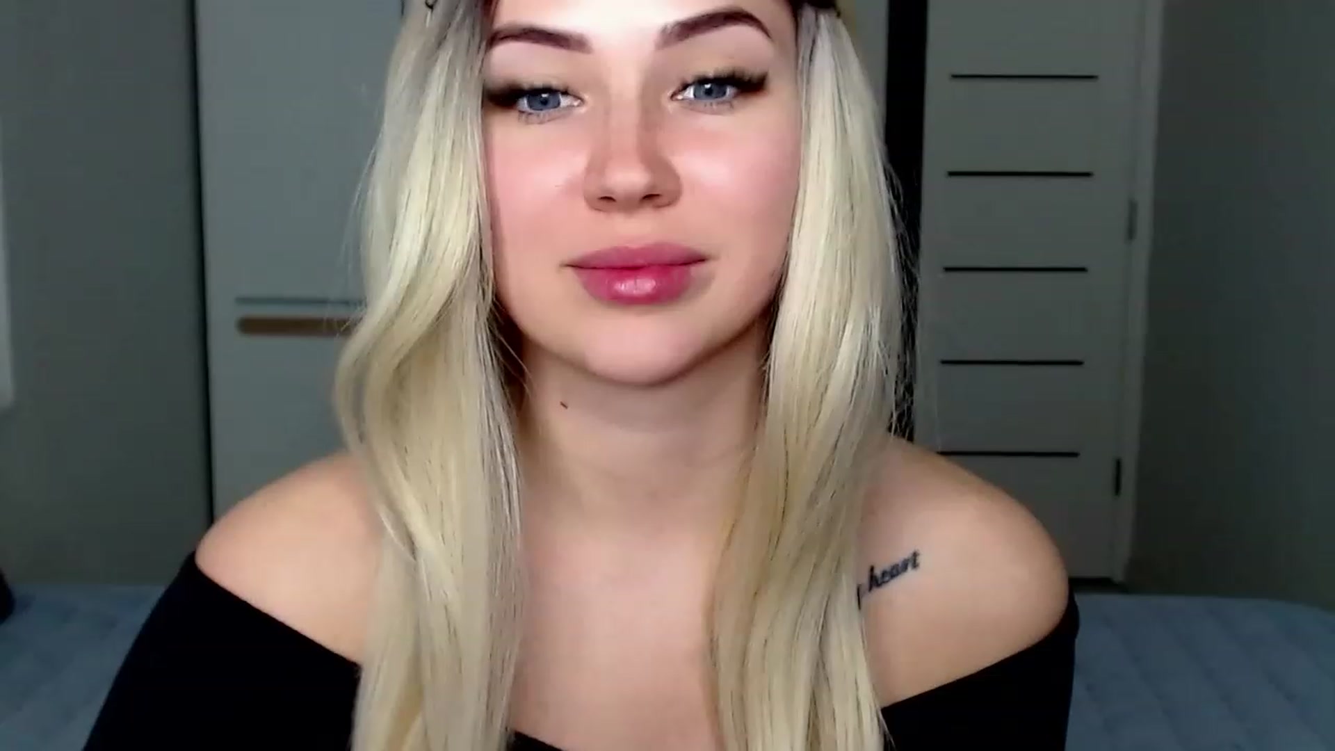 Gallery image thumbnail from SinfulAngelll's myfreecams stream on, 05/21/2023, 13:07 image 5 of 20