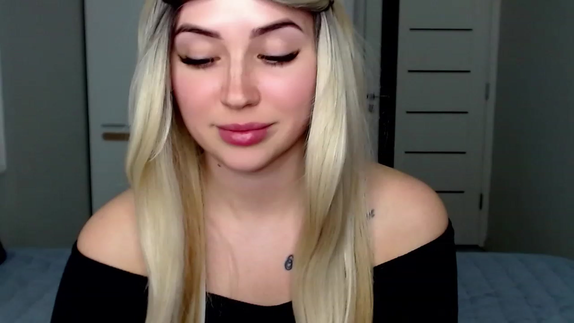 Gallery image thumbnail from SinfulAngelll's myfreecams stream on, 05/21/2023, 14:11 image 18 of 20