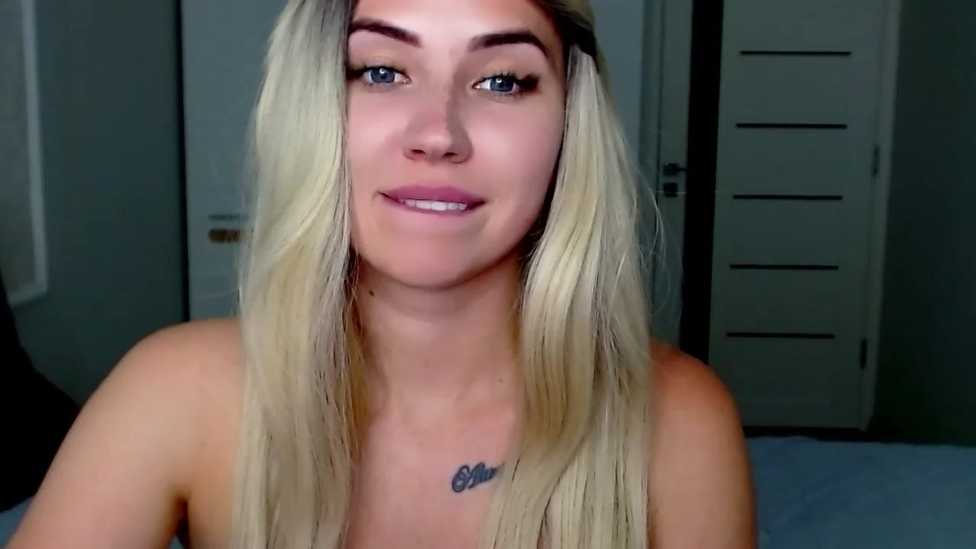 Gallery image thumbnail from SinfulAngelll's myfreecams stream on, 06/08/2023, 12:25 image 17 of 20