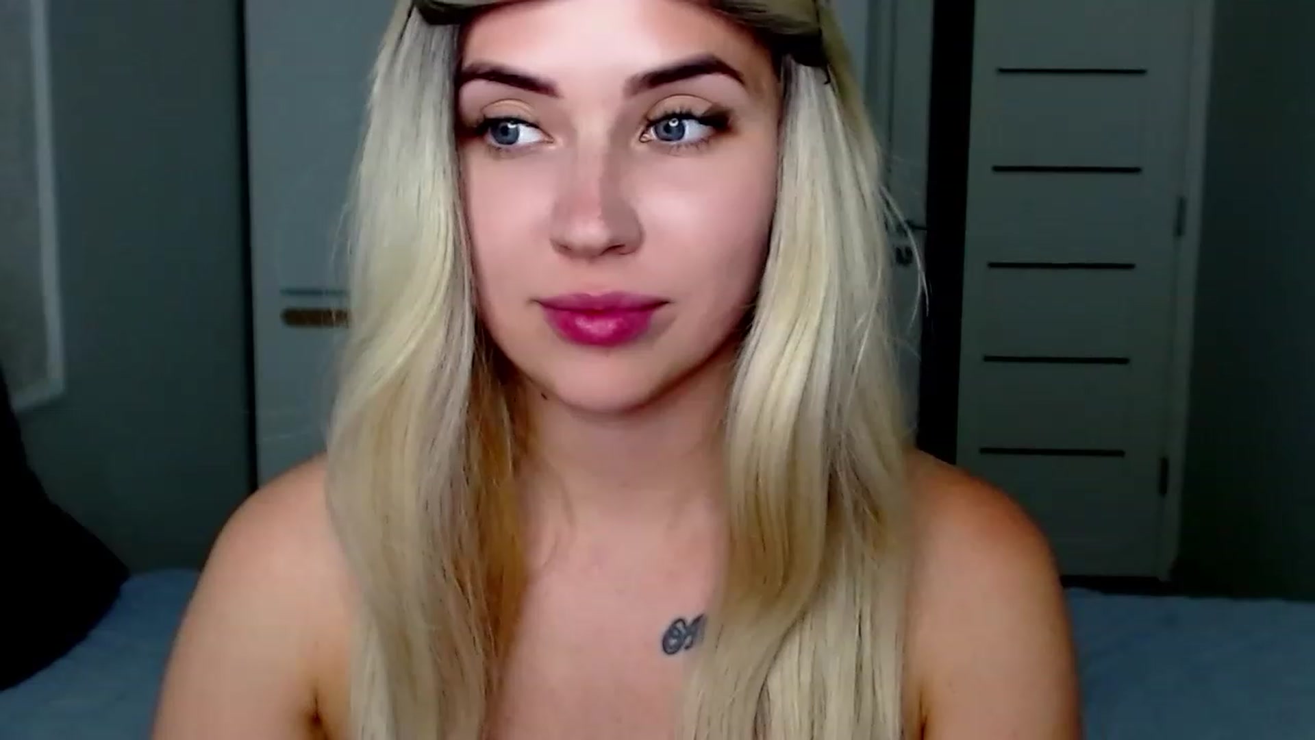 Gallery image thumbnail from SinfulAngelll's myfreecams stream on, 06/08/2023, 12:25 image 16 of 20