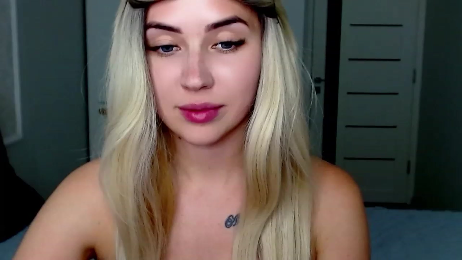 Gallery image thumbnail from SinfulAngelll's myfreecams stream on, 06/08/2023, 12:25 image 14 of 20