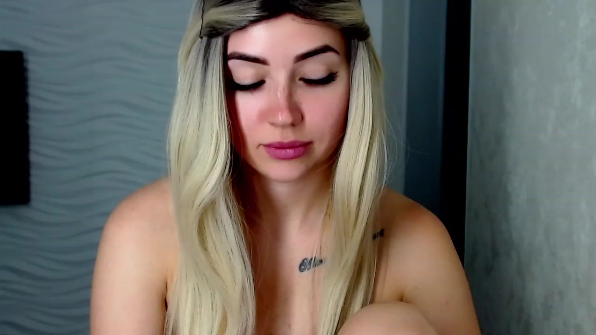 Gallery image thumbnail from SinfulAngelll's myfreecams stream on, 06/11/2023, 09:09 image 17 of 20