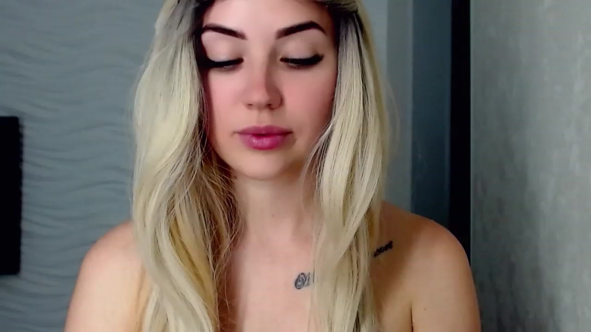 Gallery image thumbnail from SinfulAngelll's myfreecams stream on, 06/12/2023, 11:33 image 6 of 20