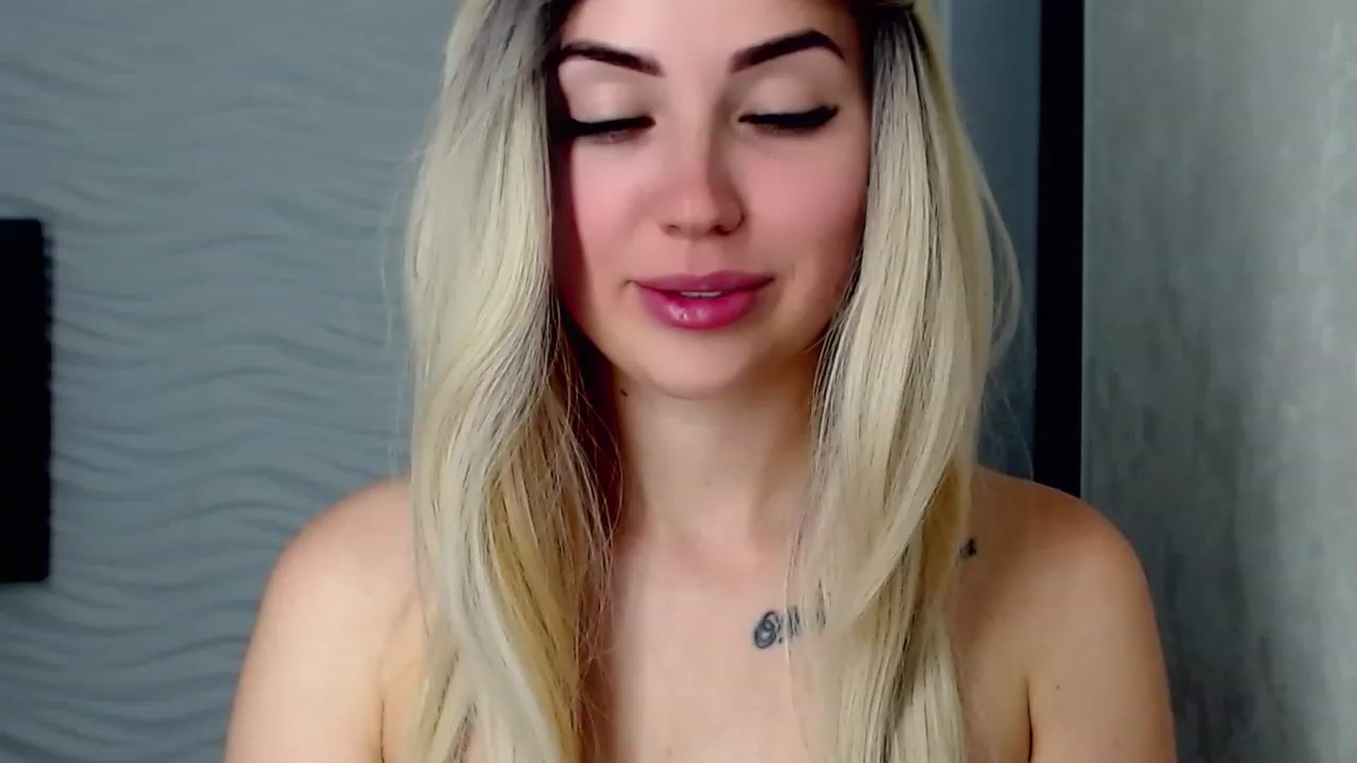 Gallery image thumbnail from SinfulAngelll's myfreecams stream on, 06/12/2023, 11:33 image 14 of 20