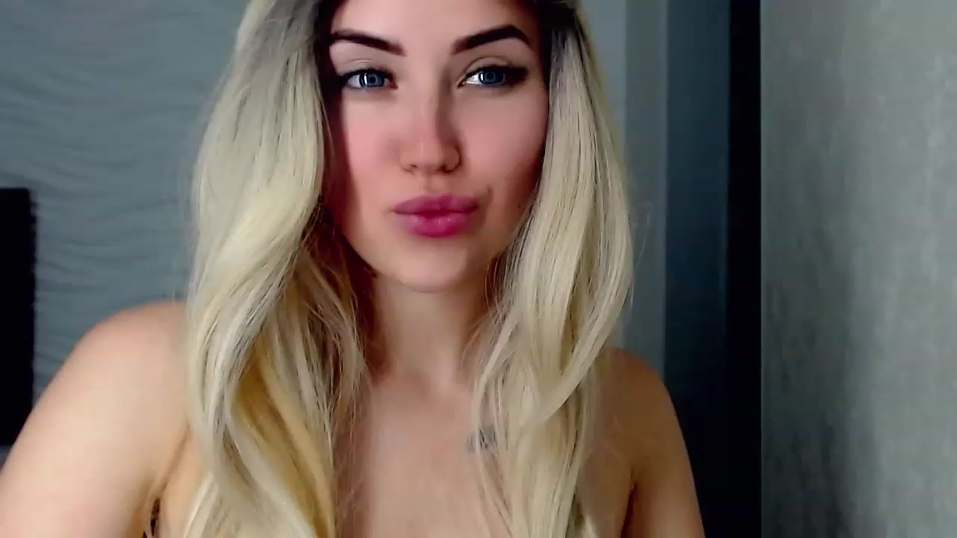 Gallery image thumbnail from SinfulAngelll's myfreecams stream on, 06/12/2023, 11:33 image 4 of 20