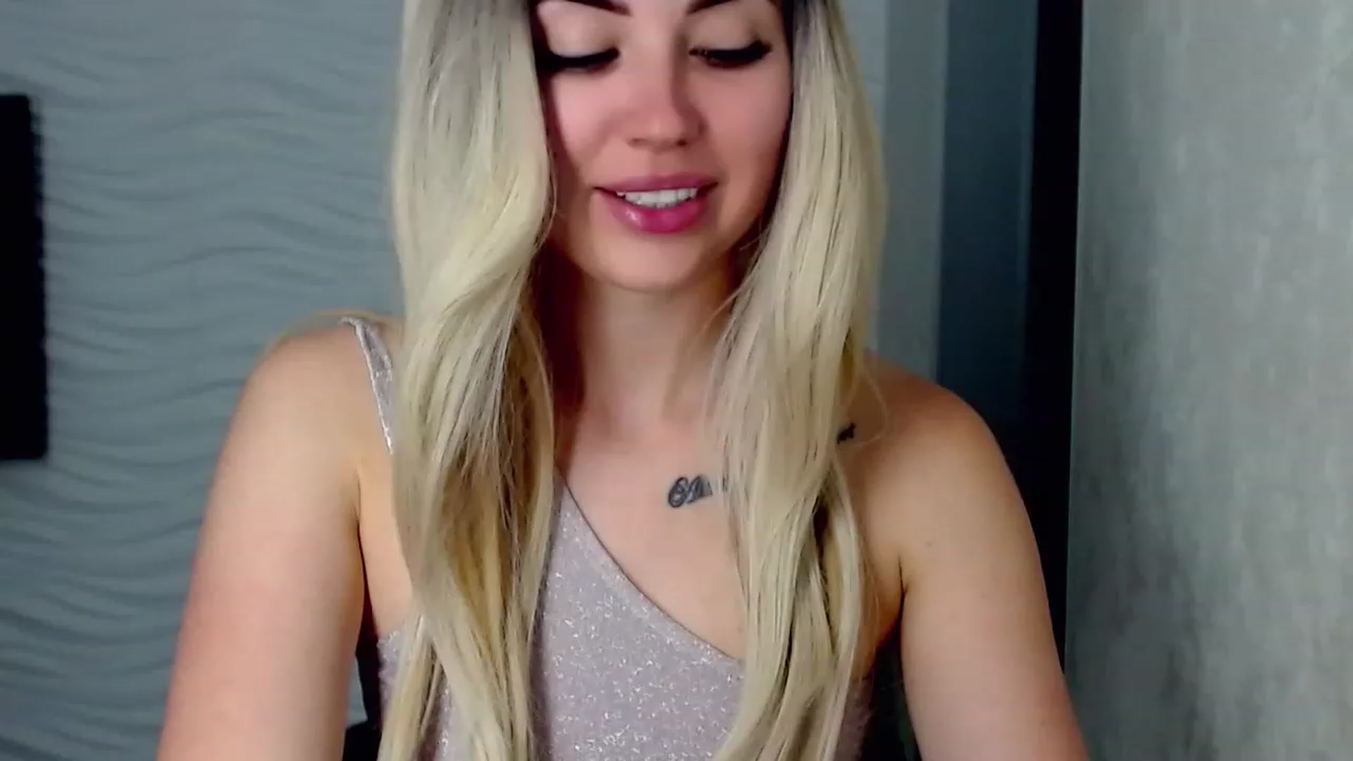 Gallery image thumbnail from SinfulAngelll's myfreecams stream on, 06/12/2023, 12:21 image 18 of 20