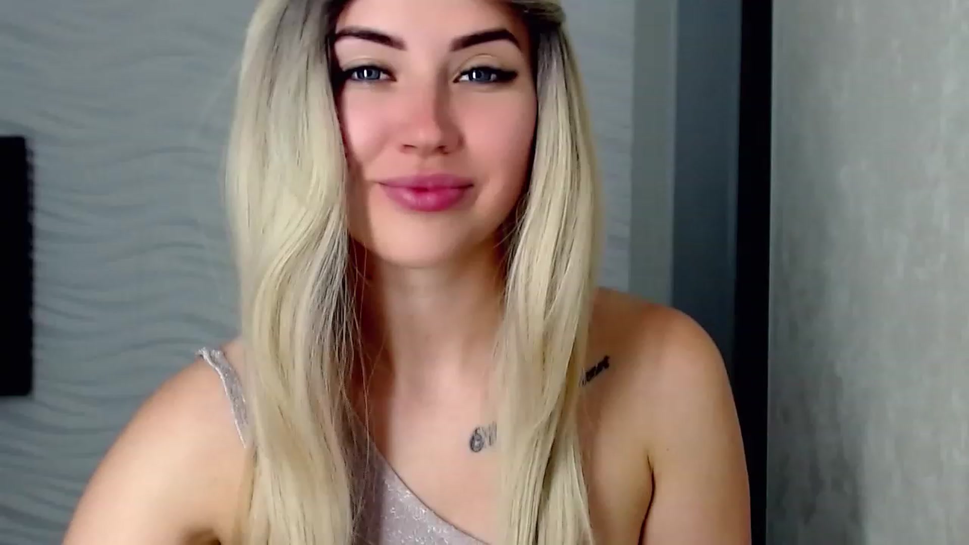 Gallery image thumbnail from SinfulAngelll's myfreecams stream on, 06/12/2023, 12:21 image 2 of 20