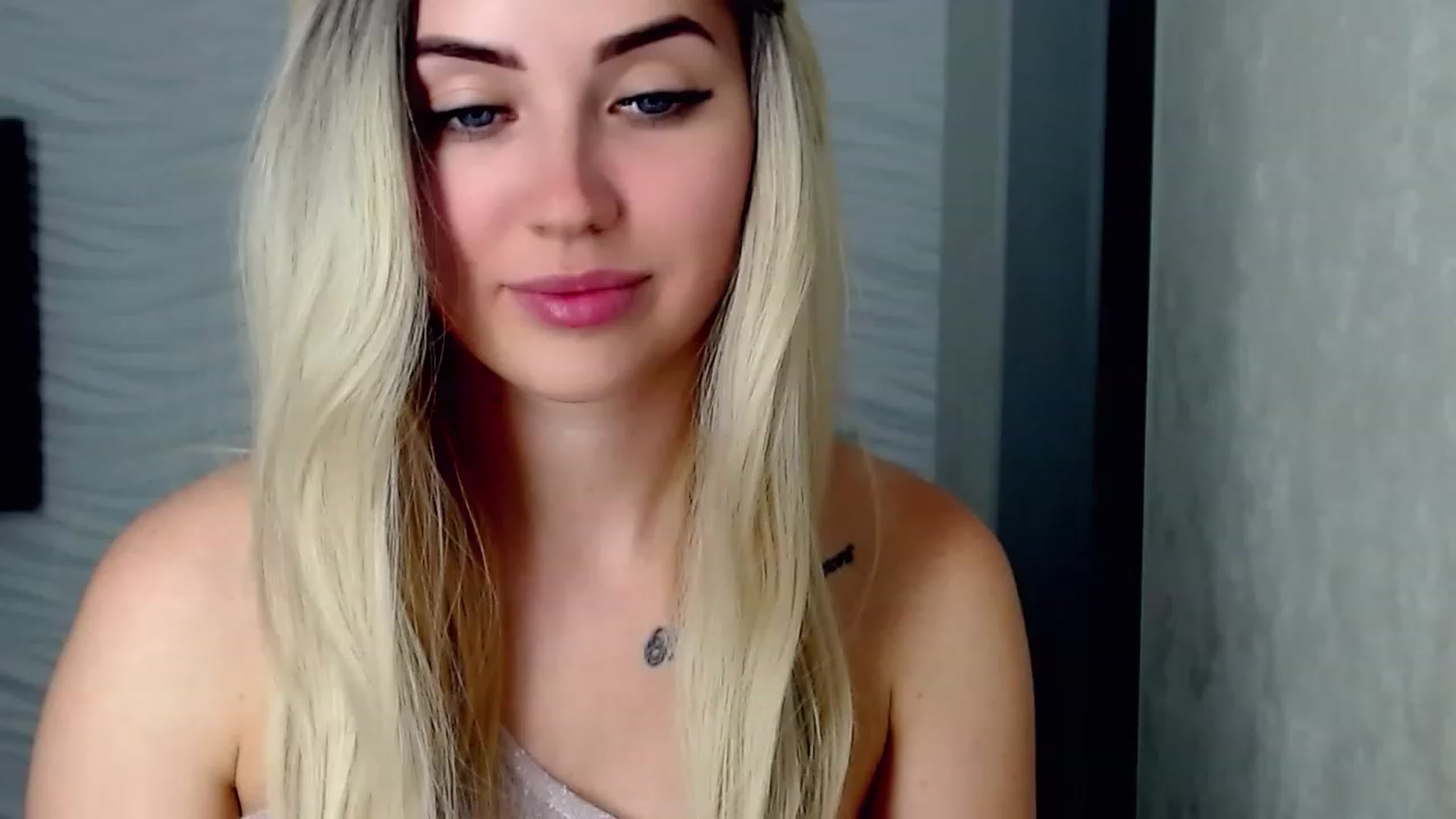 Gallery image thumbnail from SinfulAngelll's myfreecams stream on, 06/12/2023, 13:43 image 15 of 20