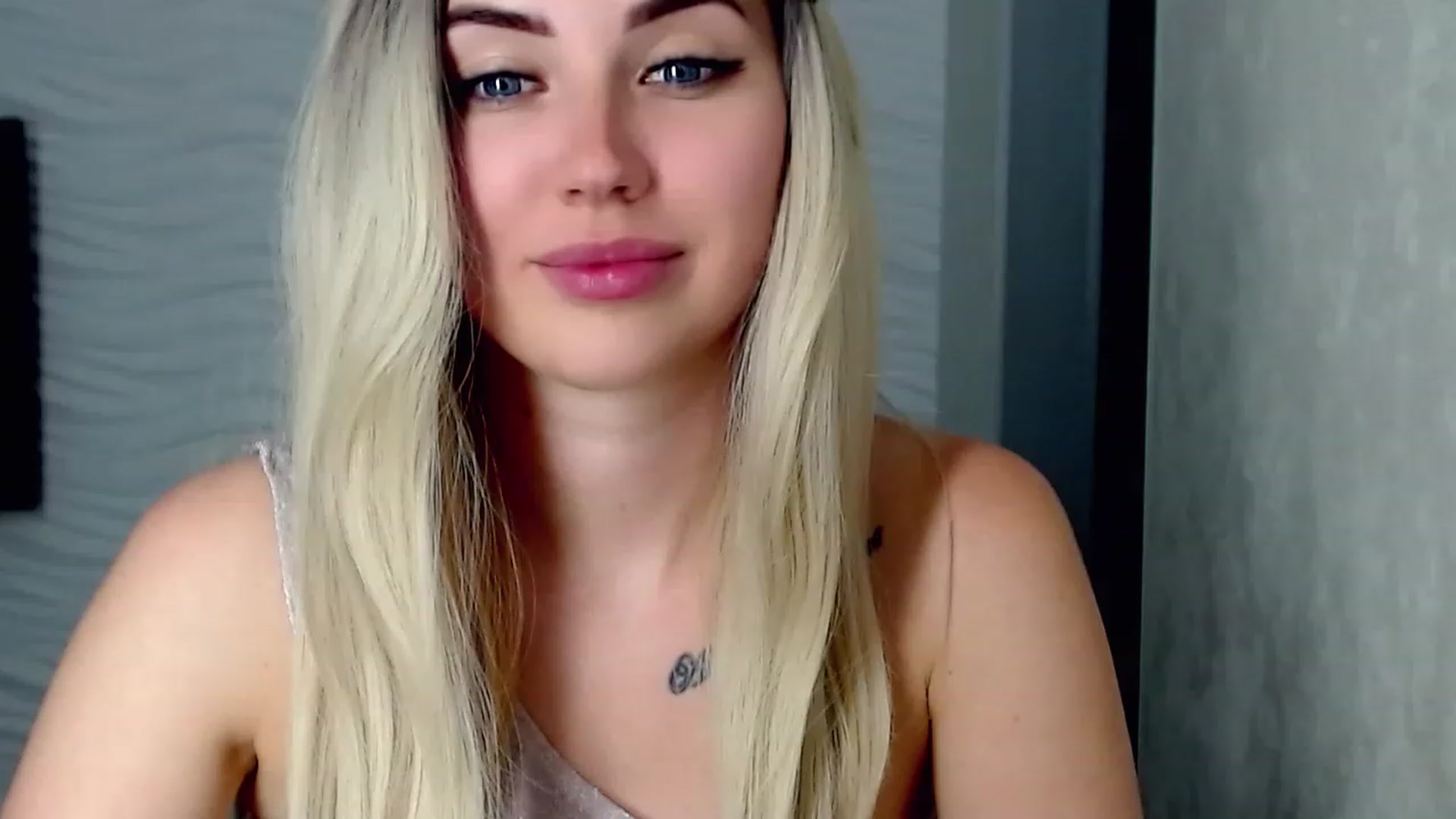 Gallery image thumbnail from SinfulAngelll's myfreecams stream on, 06/12/2023, 13:43 image 12 of 20