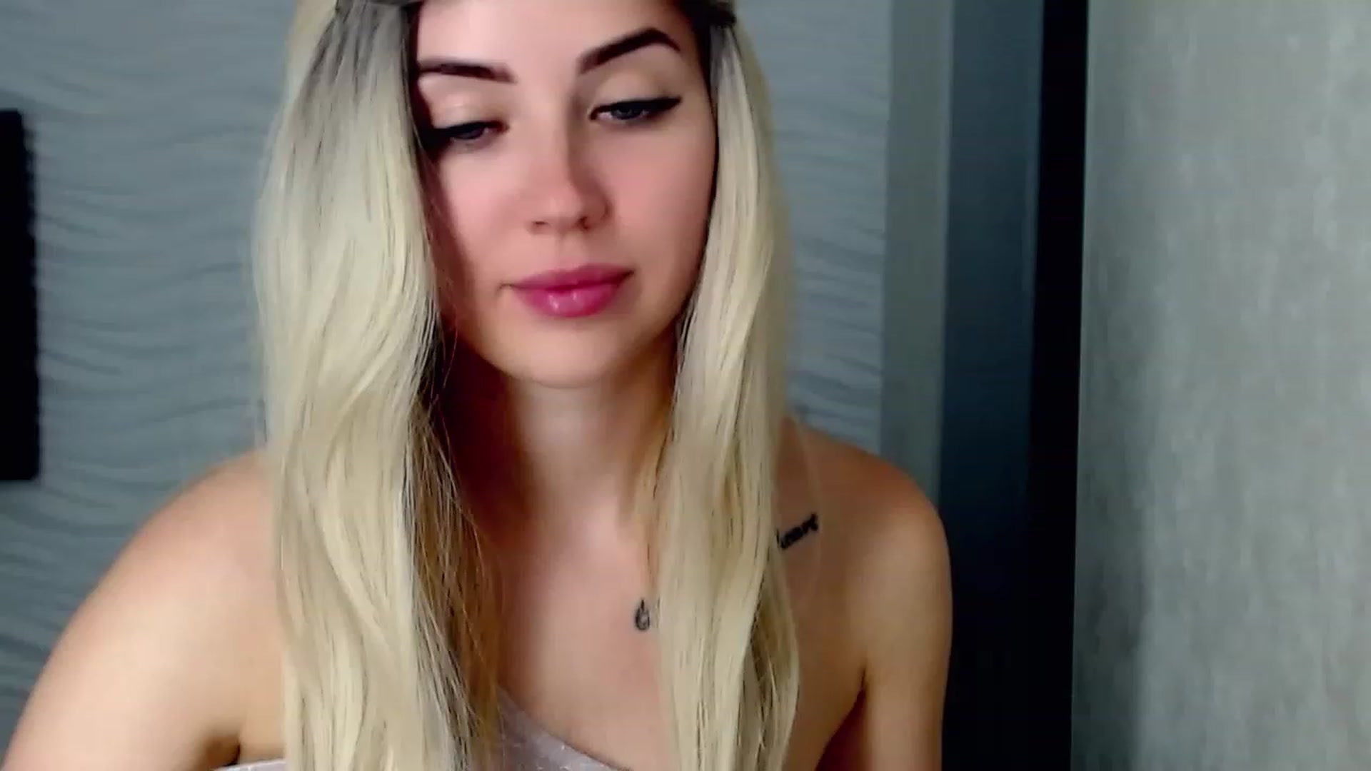 Gallery image thumbnail from SinfulAngelll's myfreecams stream on, 06/12/2023, 13:43 image 16 of 20