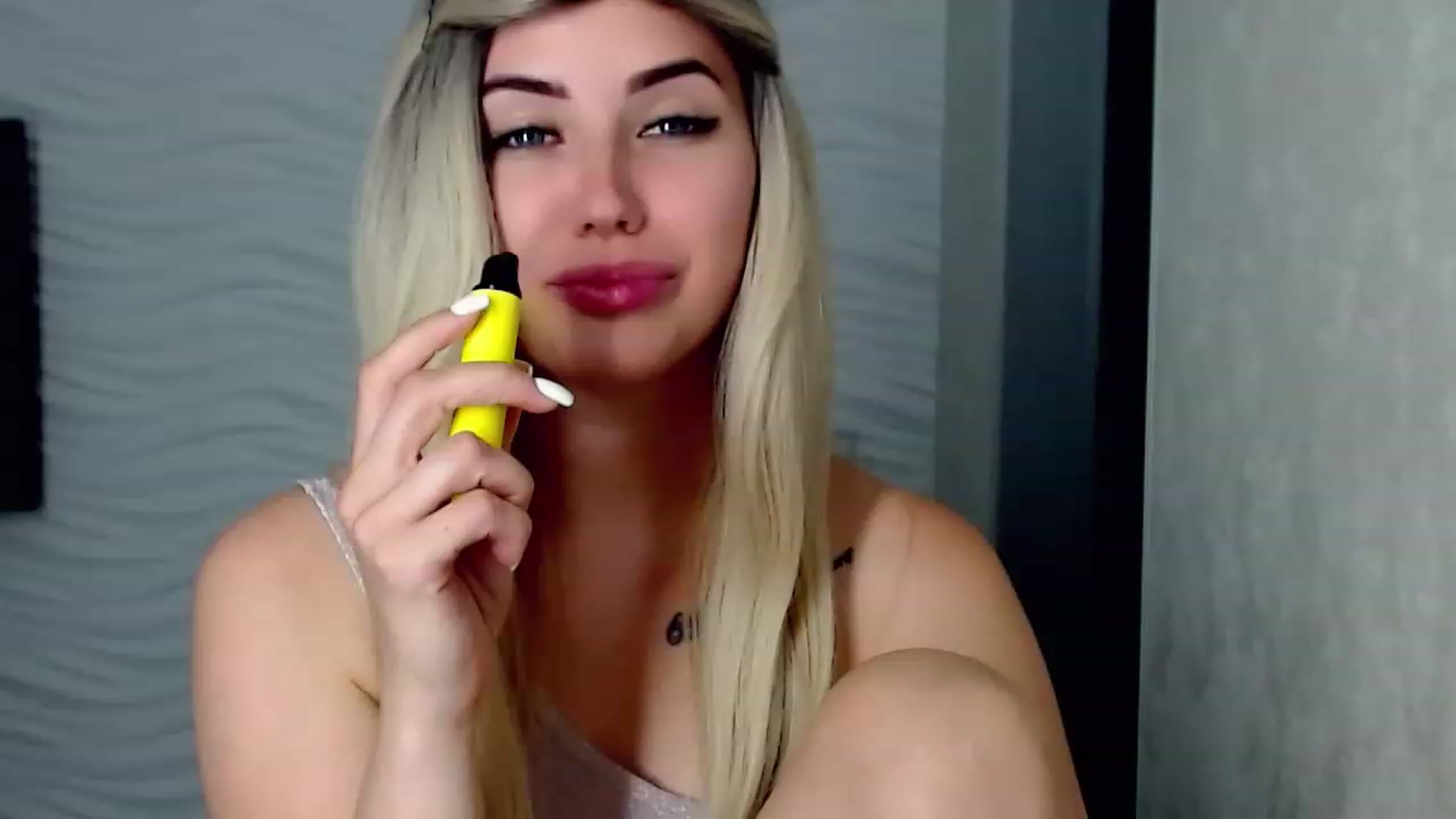 Gallery image thumbnail from SinfulAngelll's myfreecams stream on, 06/12/2023, 13:43 image 1 of 20