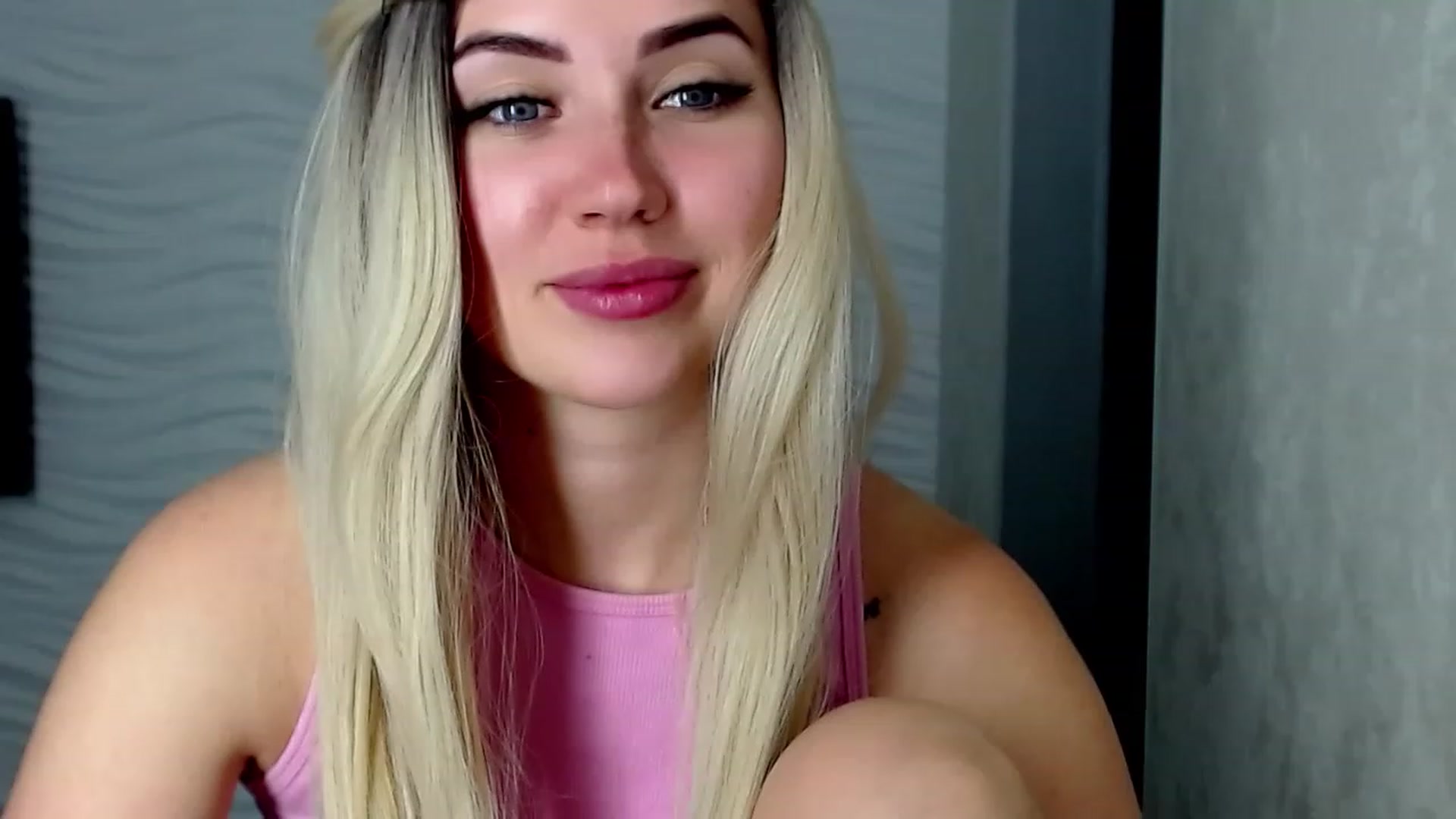 Gallery image thumbnail from SinfulAngelll's myfreecams stream on, 06/15/2023, 12:46 image 9 of 20