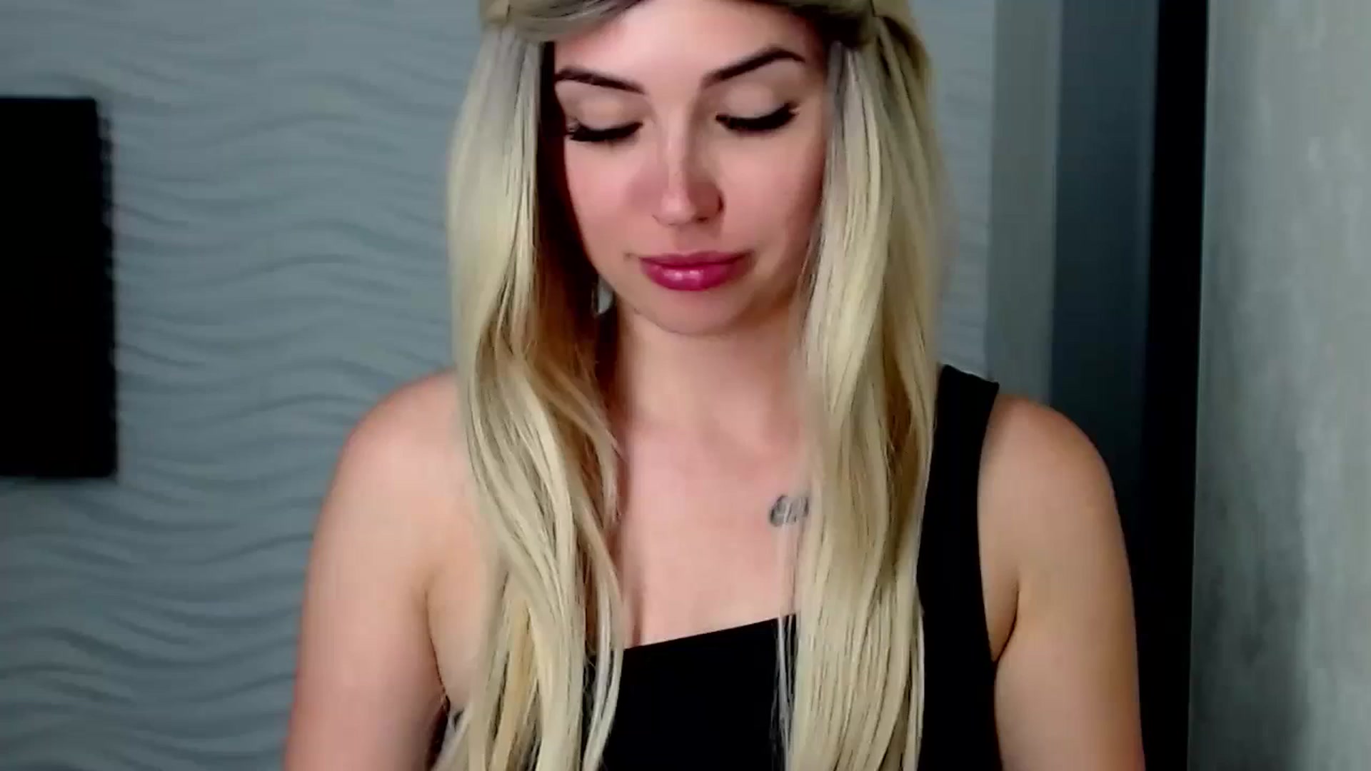 Gallery image thumbnail from SinfulAngelll's myfreecams stream on, 06/17/2023, 15:11 image 18 of 20
