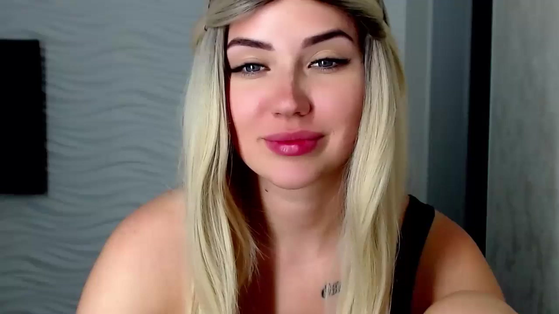 Gallery image thumbnail from SinfulAngelll's myfreecams stream on, 06/17/2023, 15:11 image 13 of 20