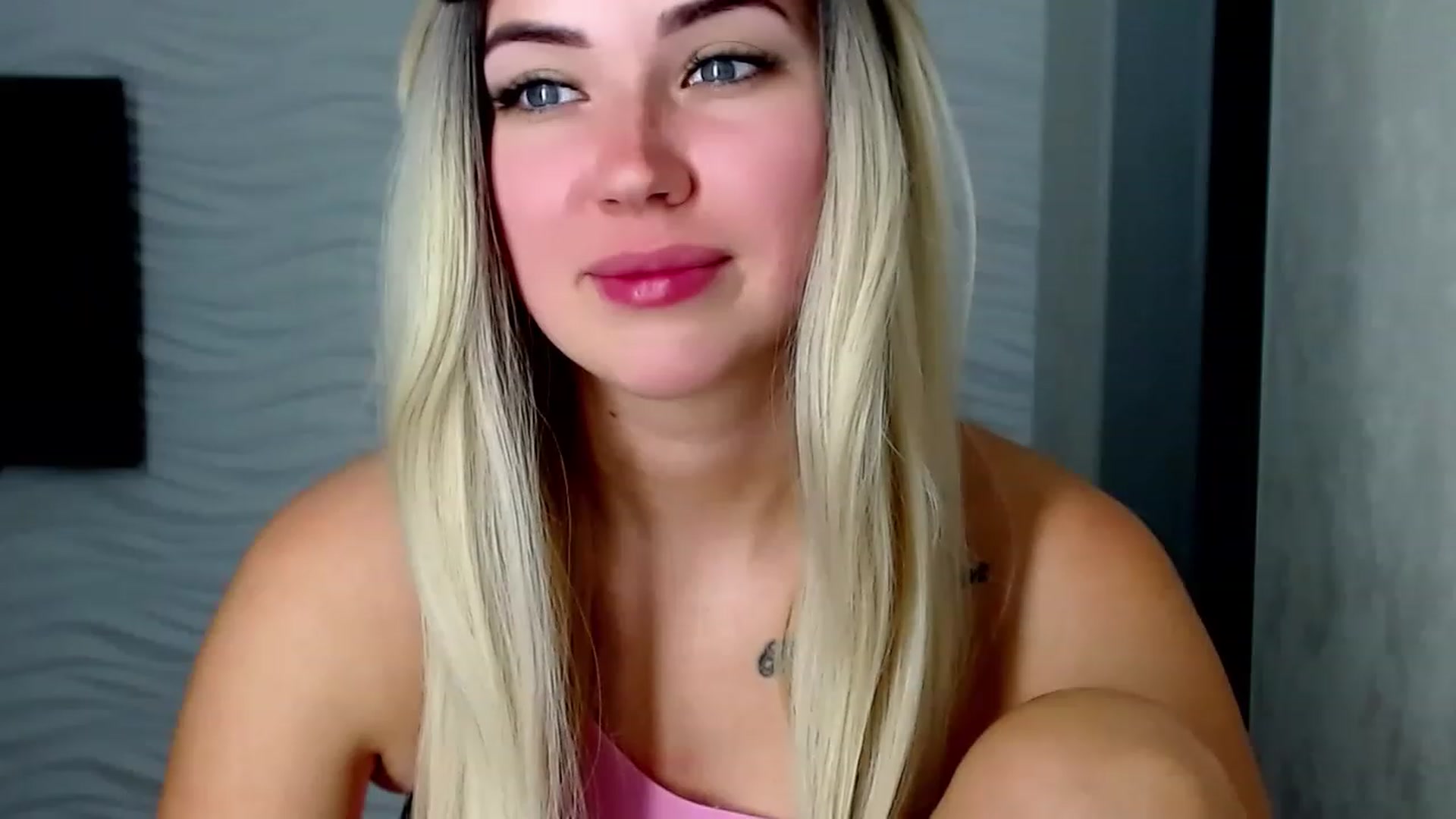 Gallery image thumbnail from SinfulAngelll's myfreecams stream on, 06/18/2023, 09:56 image 19 of 20