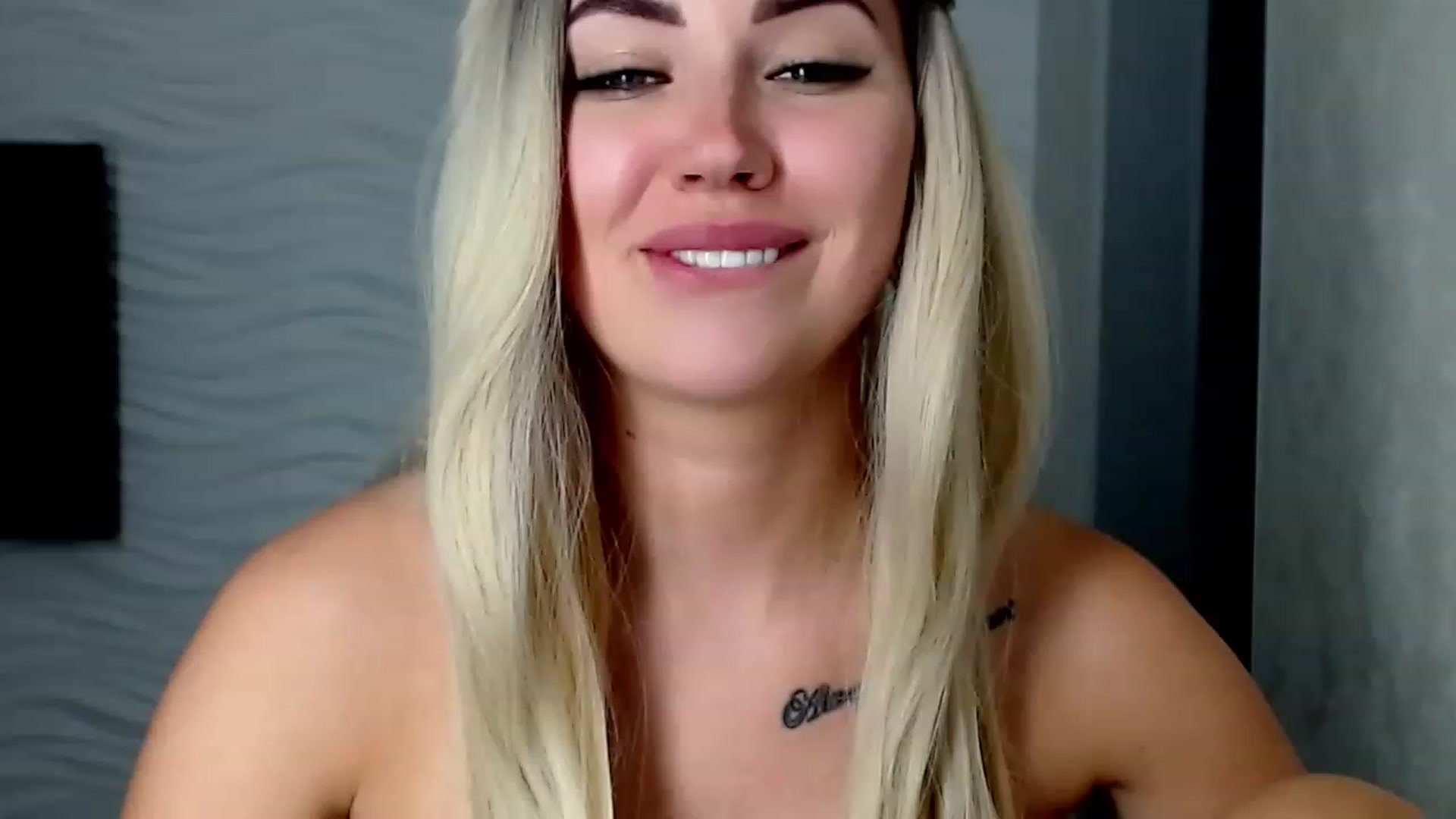 Gallery image thumbnail from SinfulAngelll's myfreecams stream on, 06/19/2023, 15:35 image 3 of 20