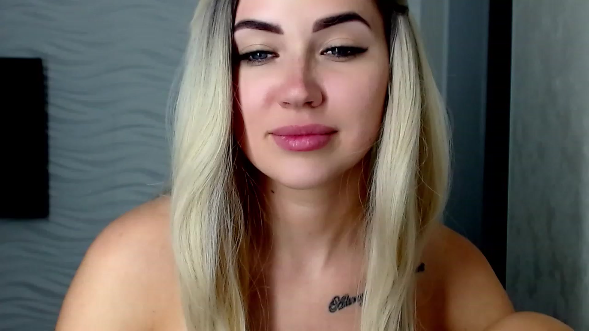 Gallery image thumbnail from SinfulAngelll's myfreecams stream on, 06/19/2023, 15:35 image 4 of 20