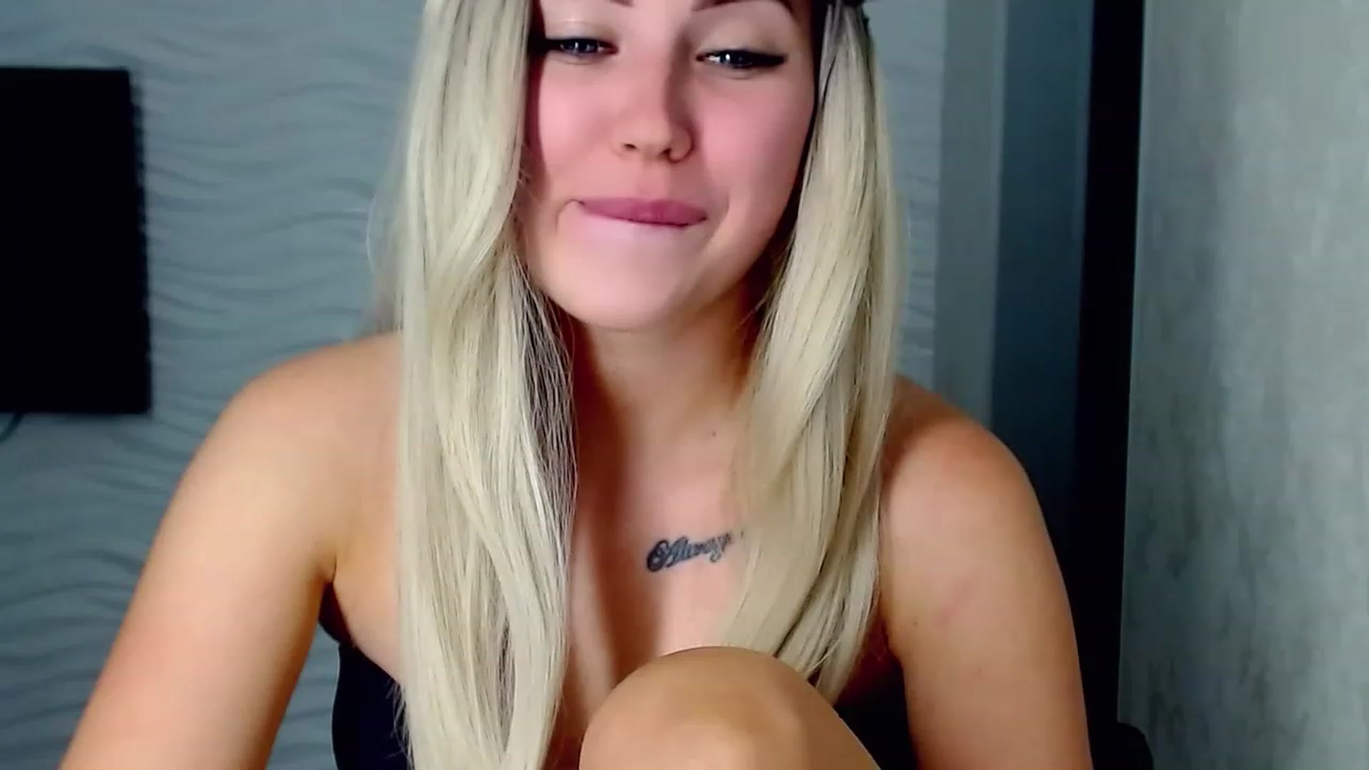 Gallery image thumbnail from SinfulAngelll's myfreecams stream on, 06/21/2023, 14:04 image 15 of 20