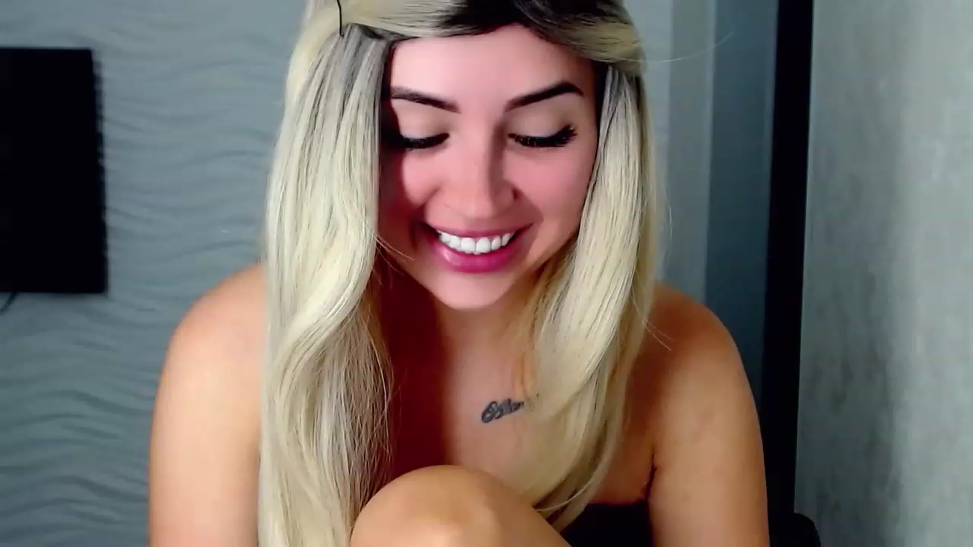 Gallery image thumbnail from SinfulAngelll's myfreecams stream on, 06/21/2023, 14:04 image 16 of 20