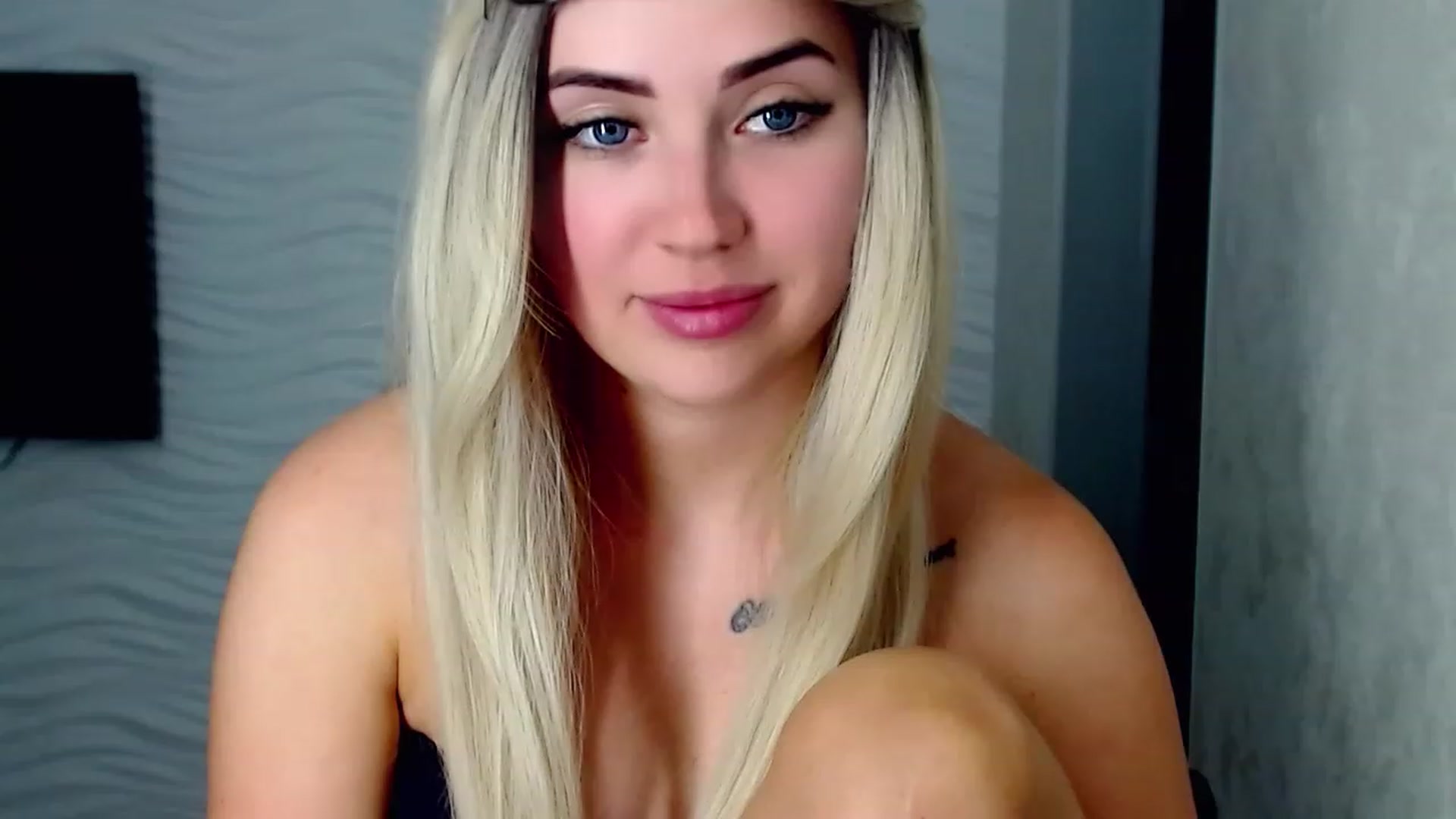 Gallery image thumbnail from SinfulAngelll's myfreecams stream on, 06/21/2023, 14:04 image 6 of 20