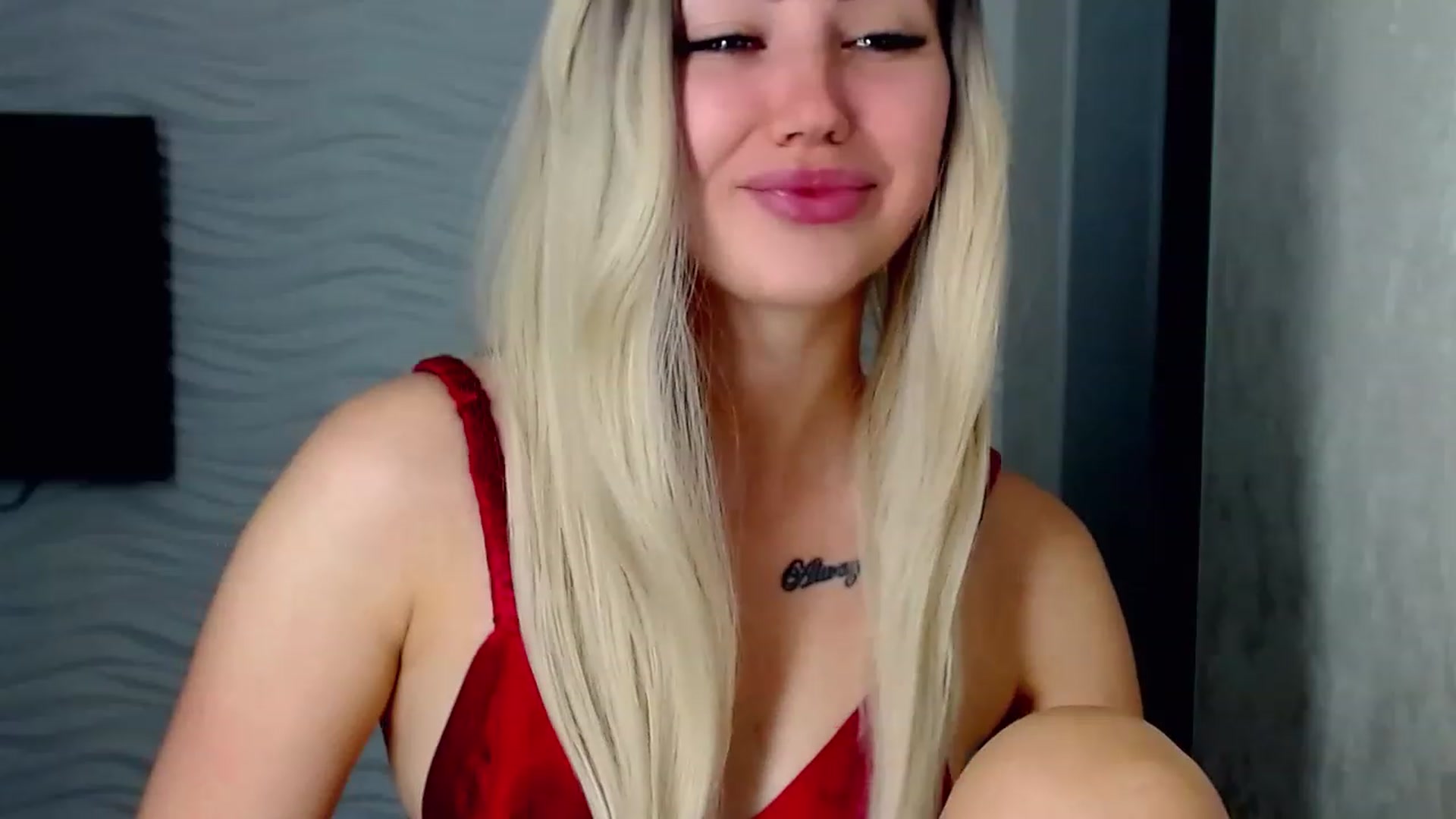 Gallery image thumbnail from SinfulAngelll's myfreecams stream on, 06/26/2023, 12:31 image 8 of 20