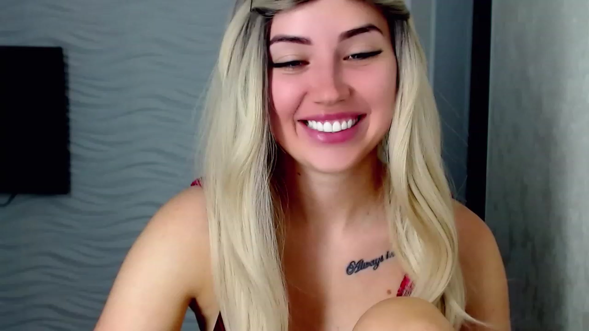 Gallery image thumbnail from SinfulAngelll's myfreecams stream on, 06/26/2023, 12:31 image 9 of 20