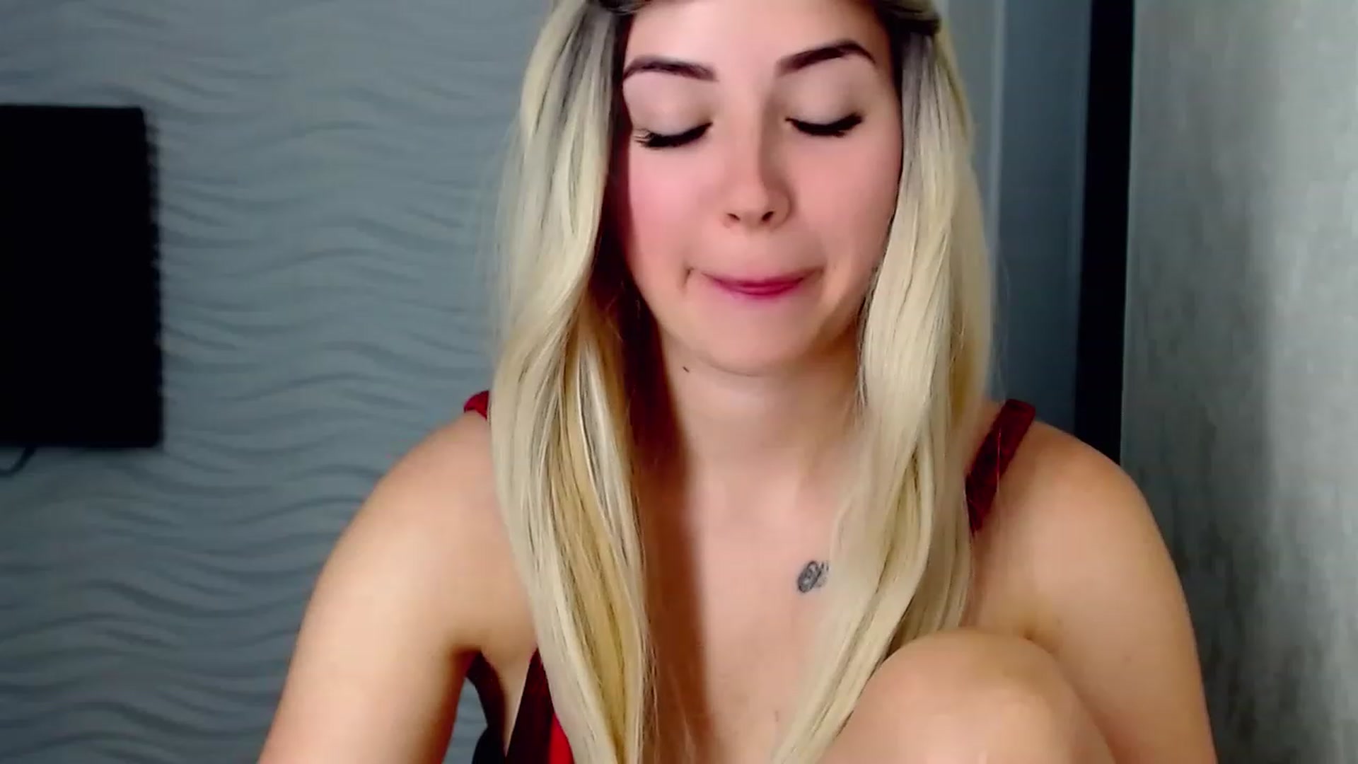 Gallery image thumbnail from SinfulAngelll's myfreecams stream on, 06/26/2023, 12:31 image 11 of 20