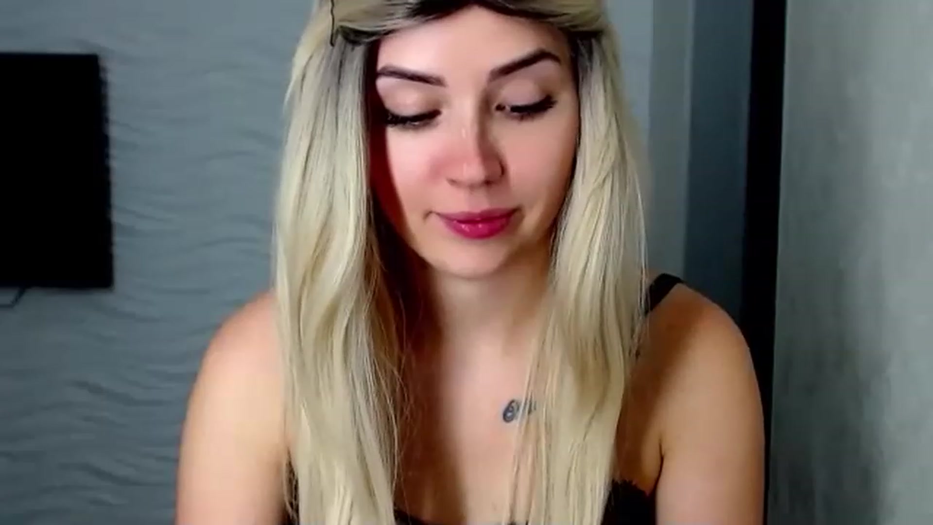 Gallery image thumbnail from SinfulAngelll's myfreecams stream on, 06/29/2023, 16:00 image 20 of 20