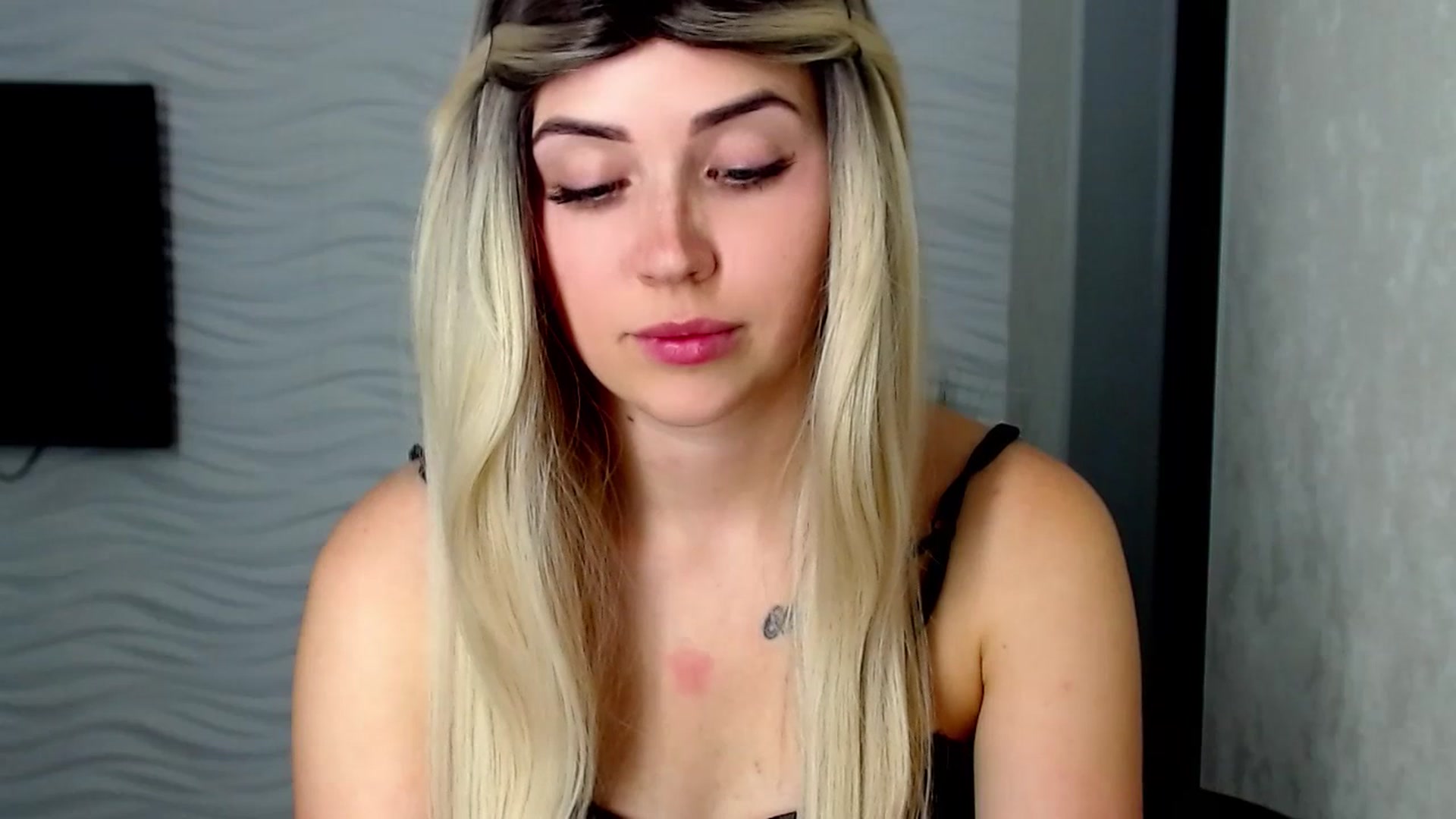Gallery image thumbnail from SinfulAngelll's myfreecams stream on, 06/29/2023, 17:05 image 9 of 20