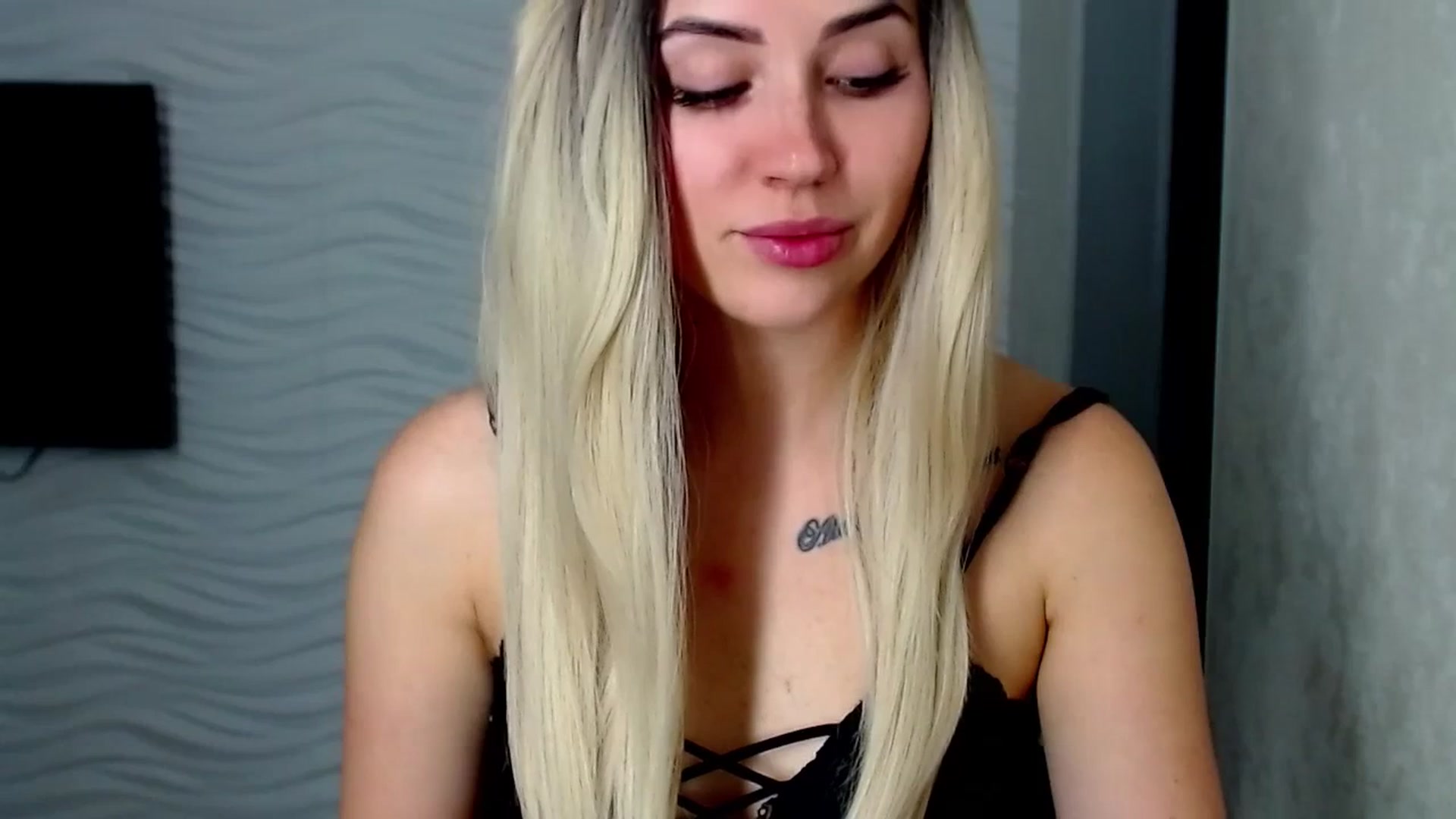 Gallery image thumbnail from SinfulAngelll's myfreecams stream on, 06/29/2023, 17:05 image 19 of 20