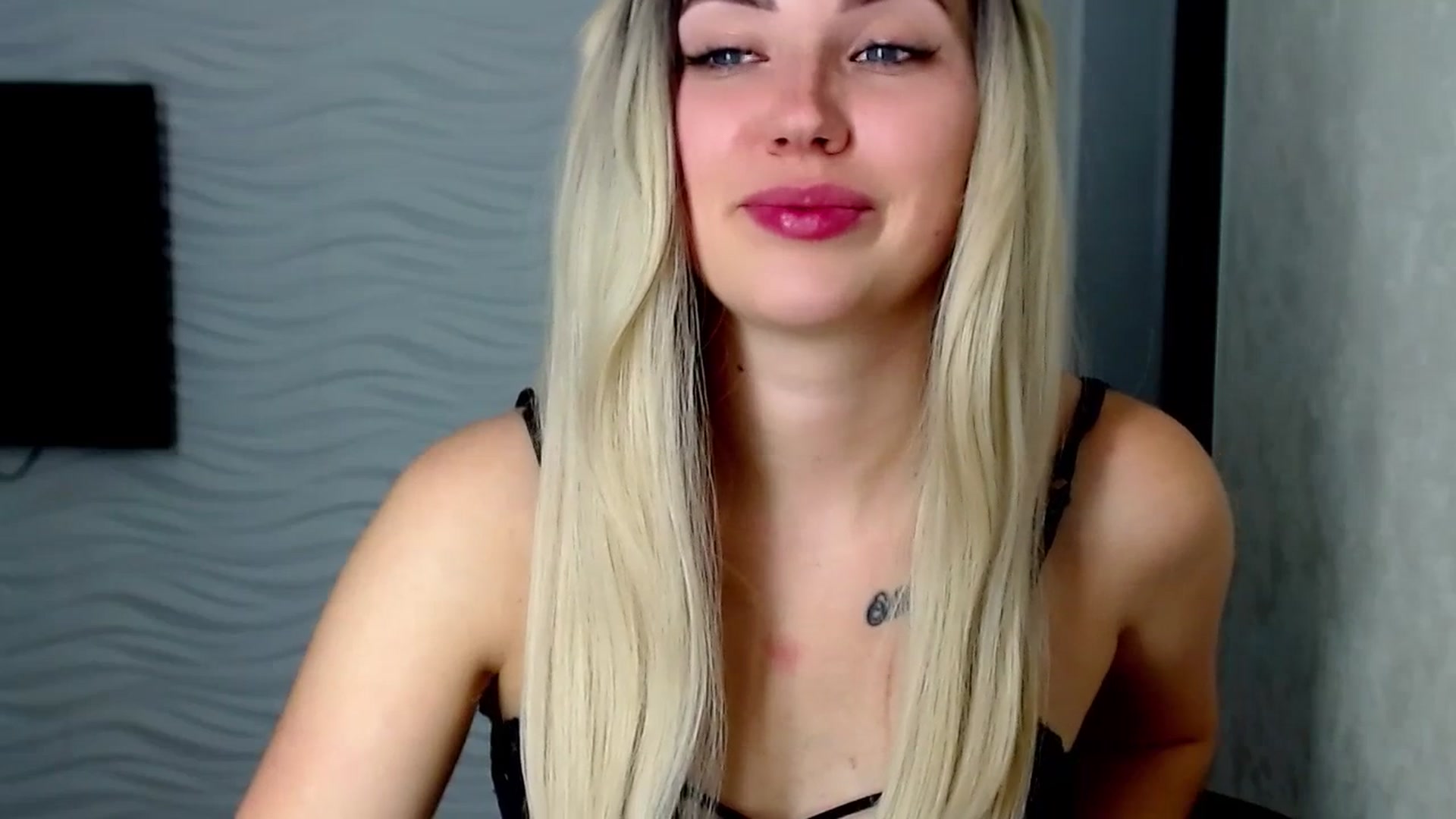Gallery image thumbnail from SinfulAngelll's myfreecams stream on, 06/29/2023, 17:05 image 14 of 20