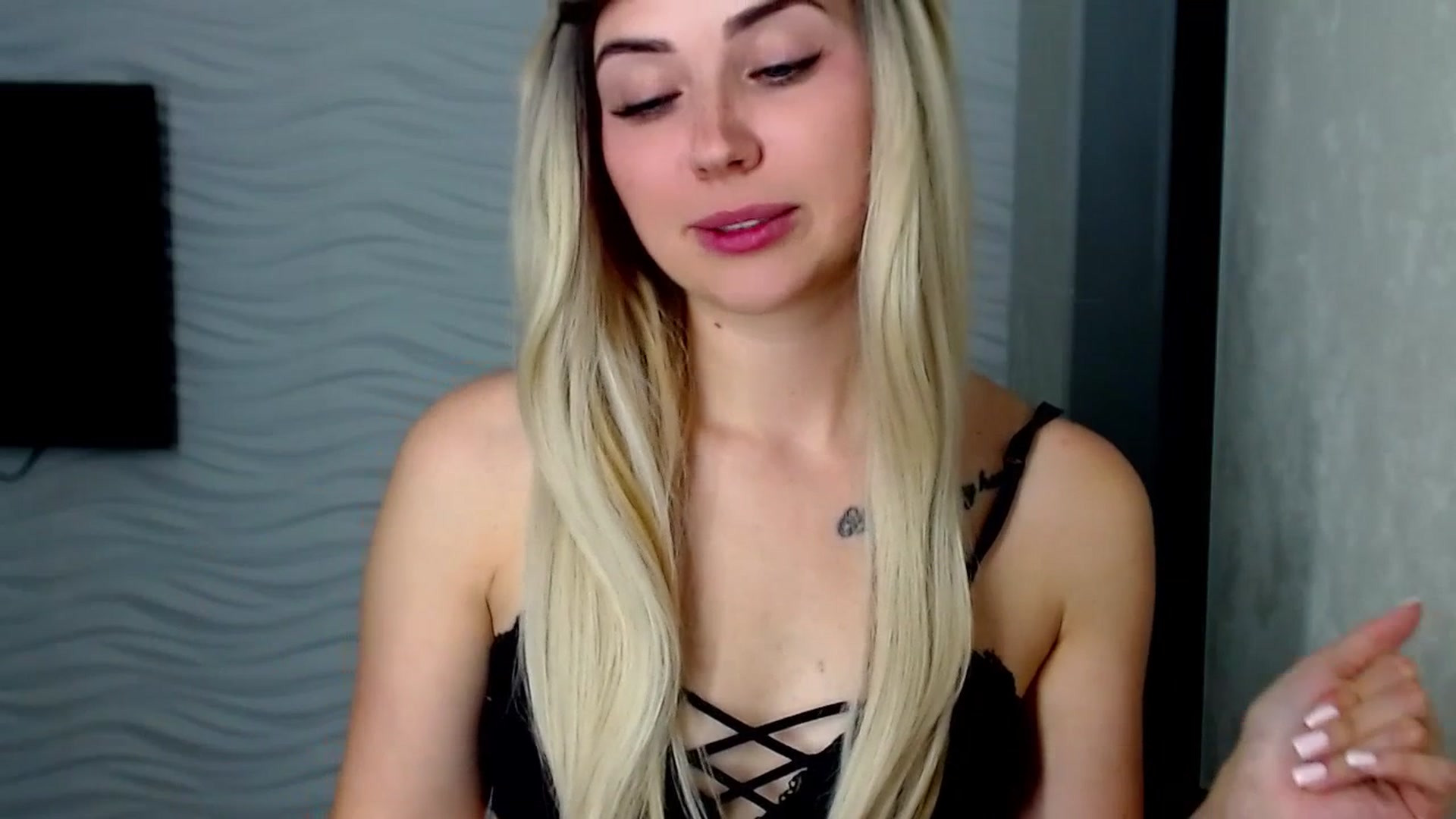 Gallery image thumbnail from SinfulAngelll's myfreecams stream on, 06/29/2023, 17:05 image 2 of 20