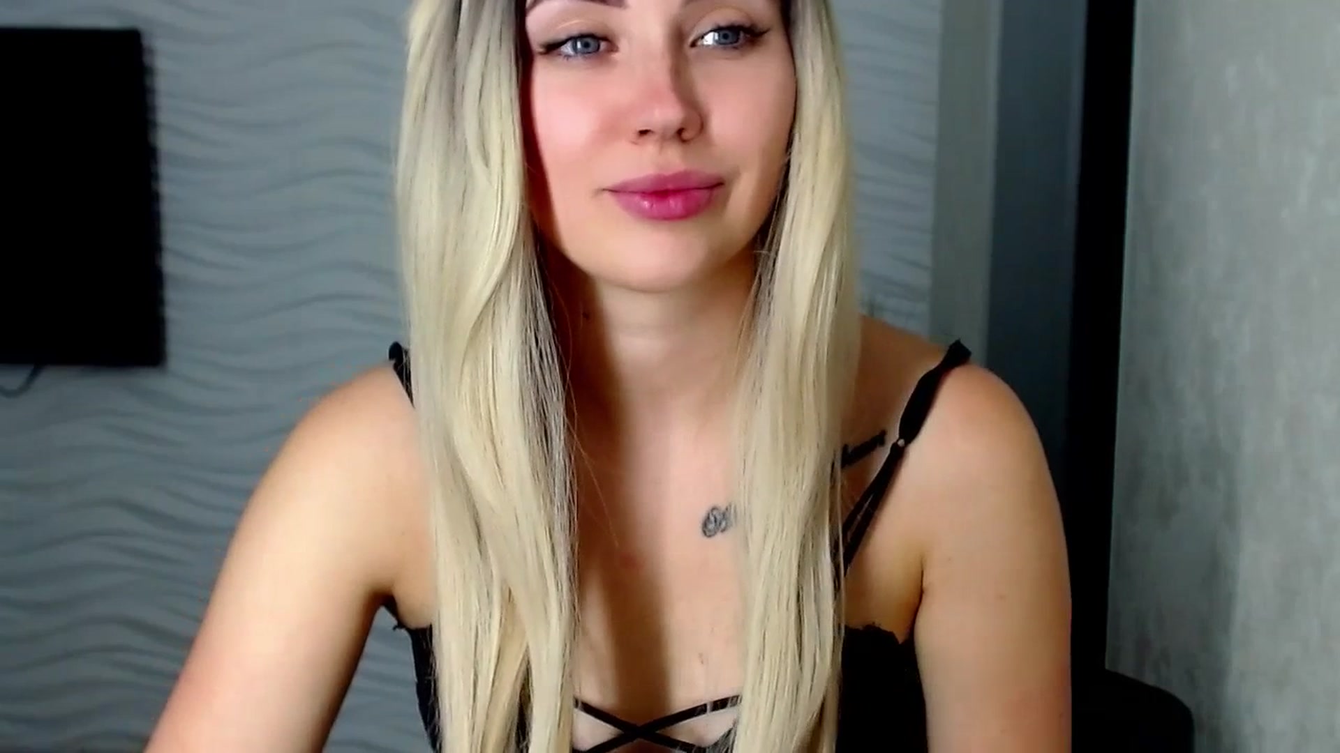 Gallery image thumbnail from SinfulAngelll's myfreecams stream on, 06/29/2023, 17:26 image 16 of 20